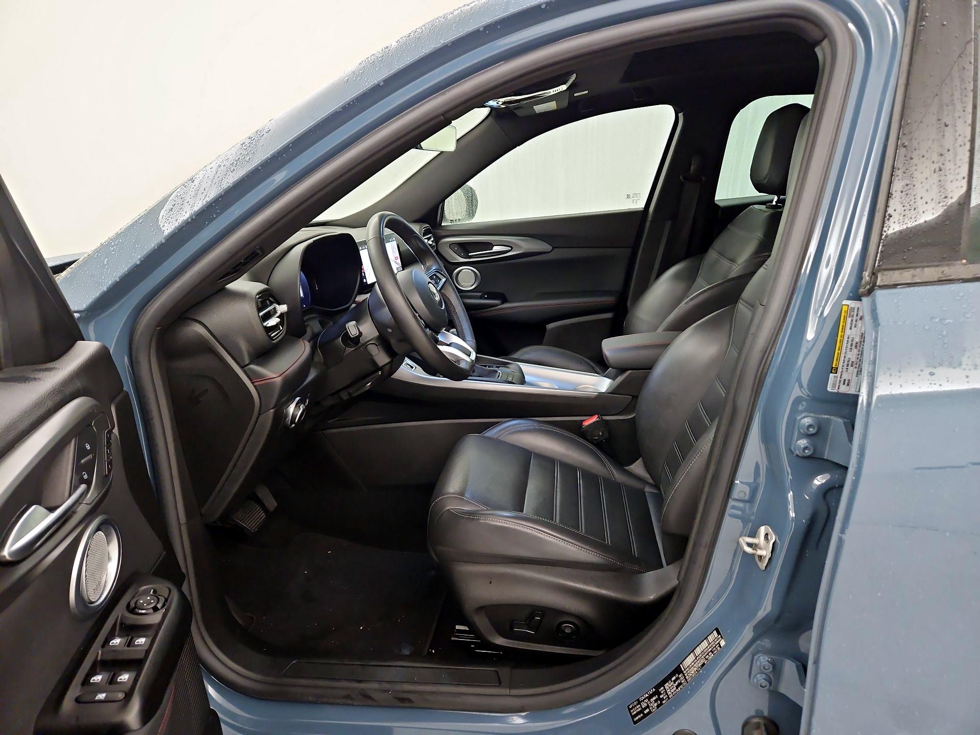 Thumbnail: 2023 Dodge Hornet - 11