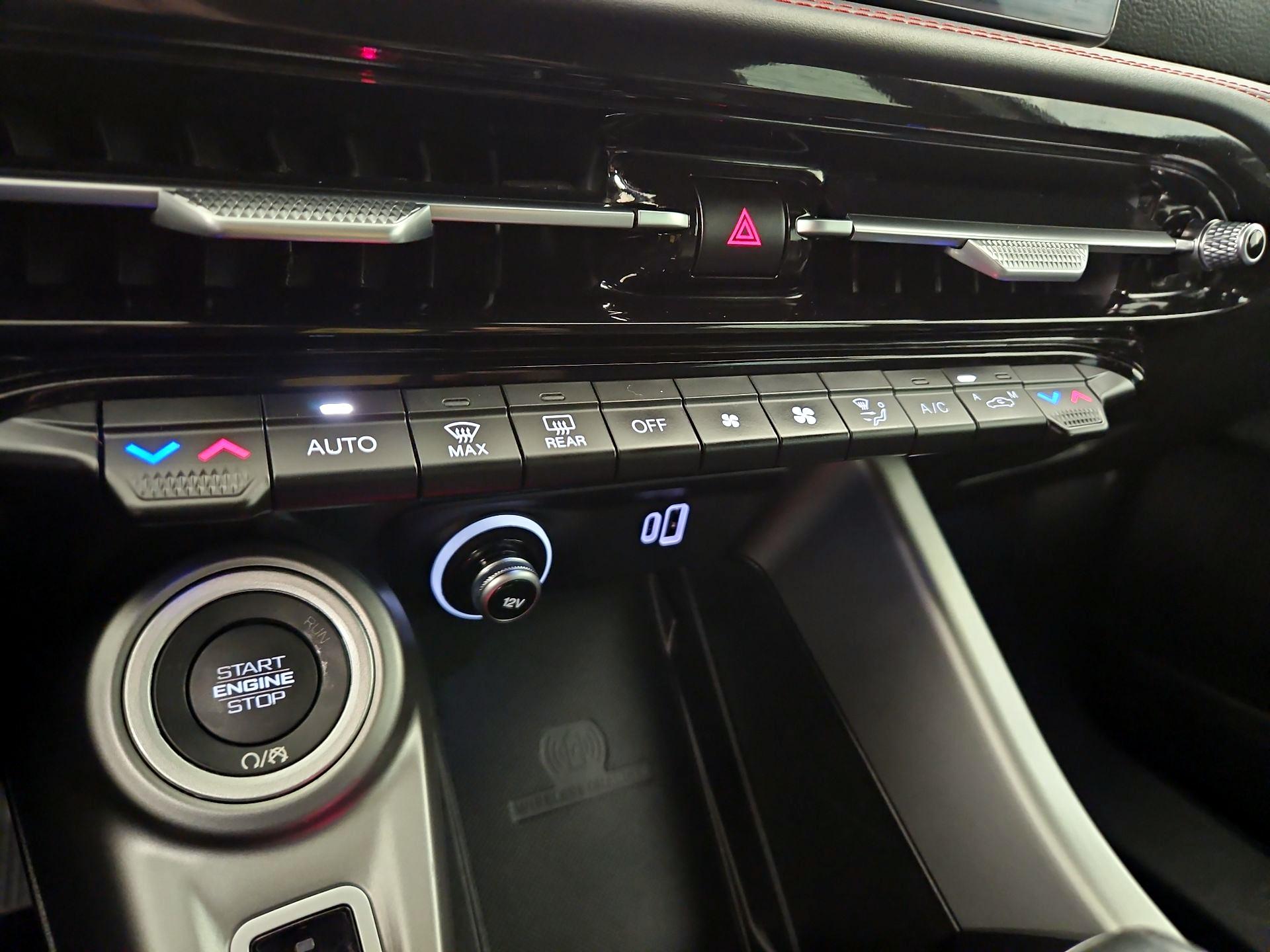 Thumbnail: 2023 Dodge Hornet - 17