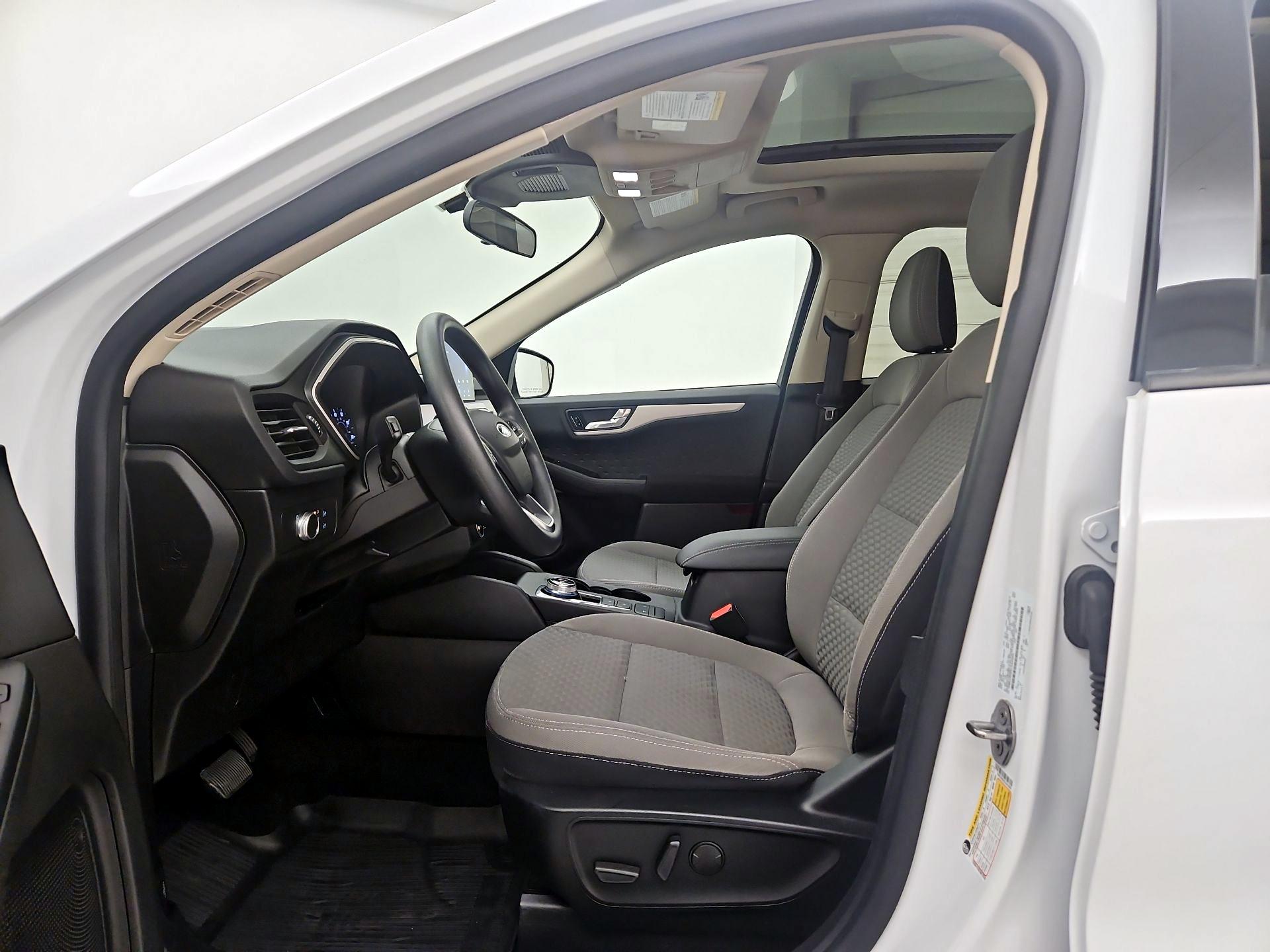 Thumbnail: 2020 Ford Escape - 11