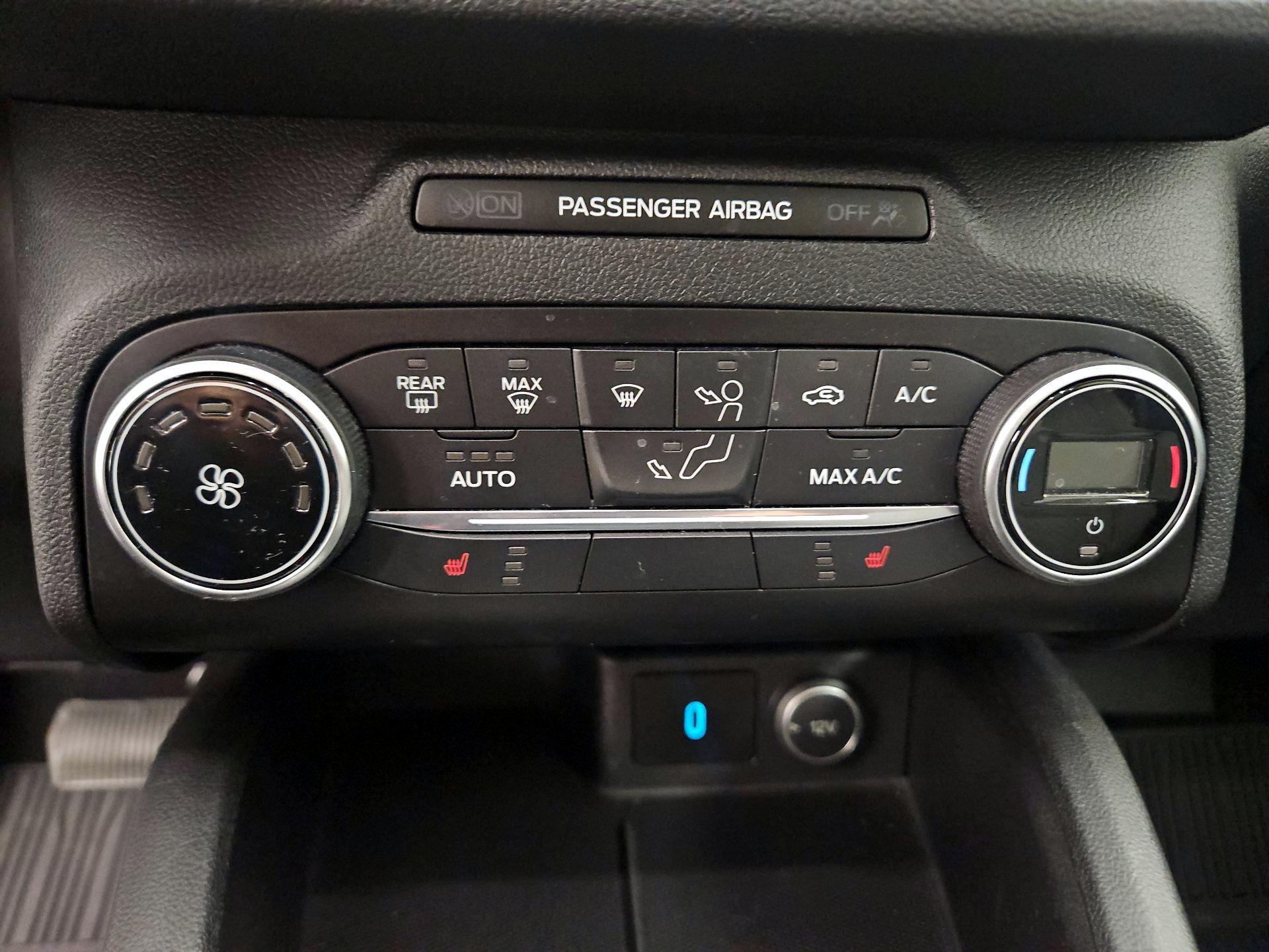 Thumbnail: 2020 Ford Escape - 17