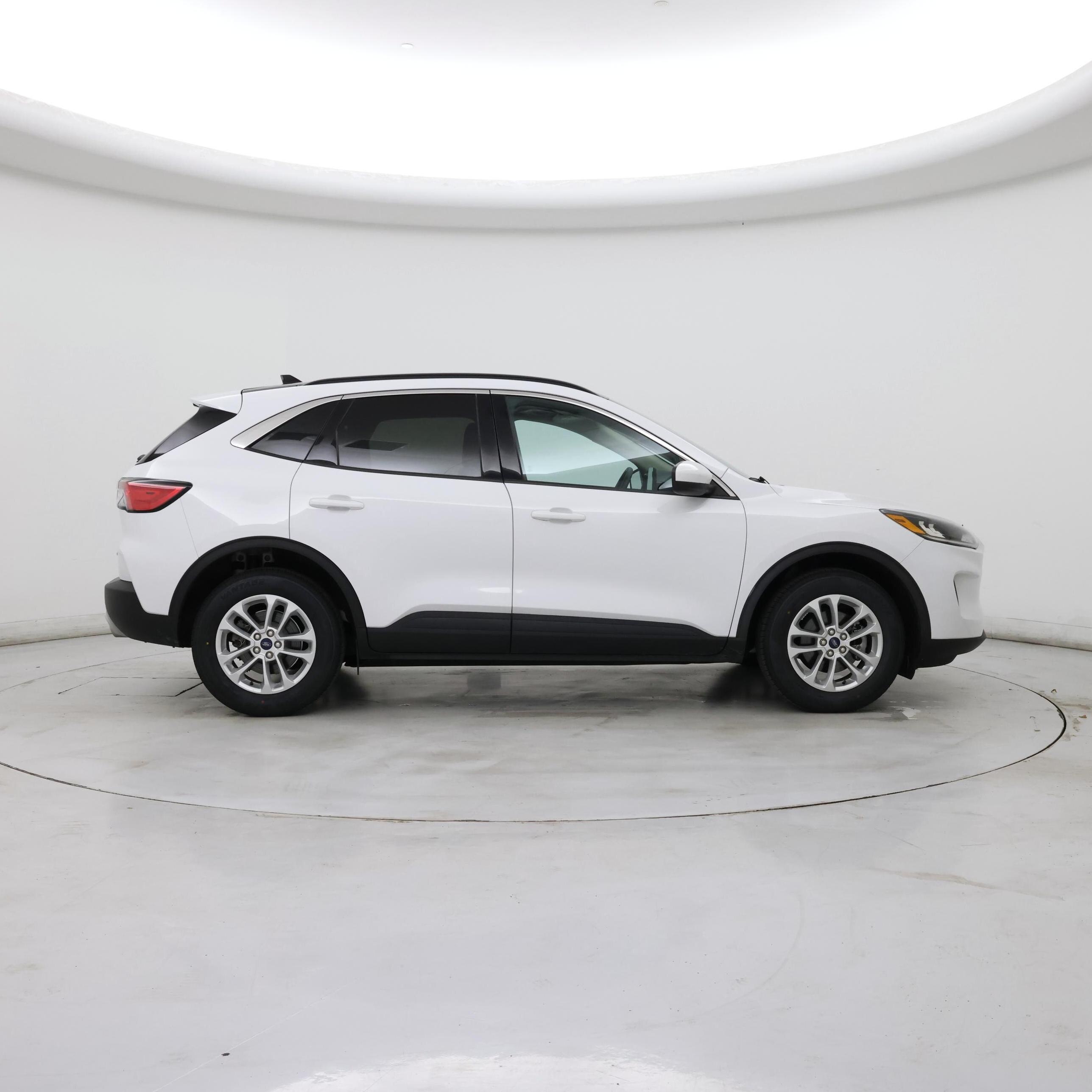 Thumbnail: 2020 Ford Escape - 7