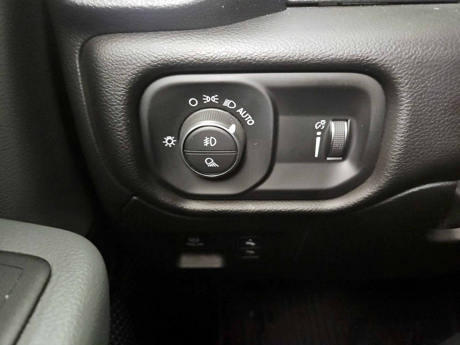 Thumbnail: 2023 RAM 1500 - 13