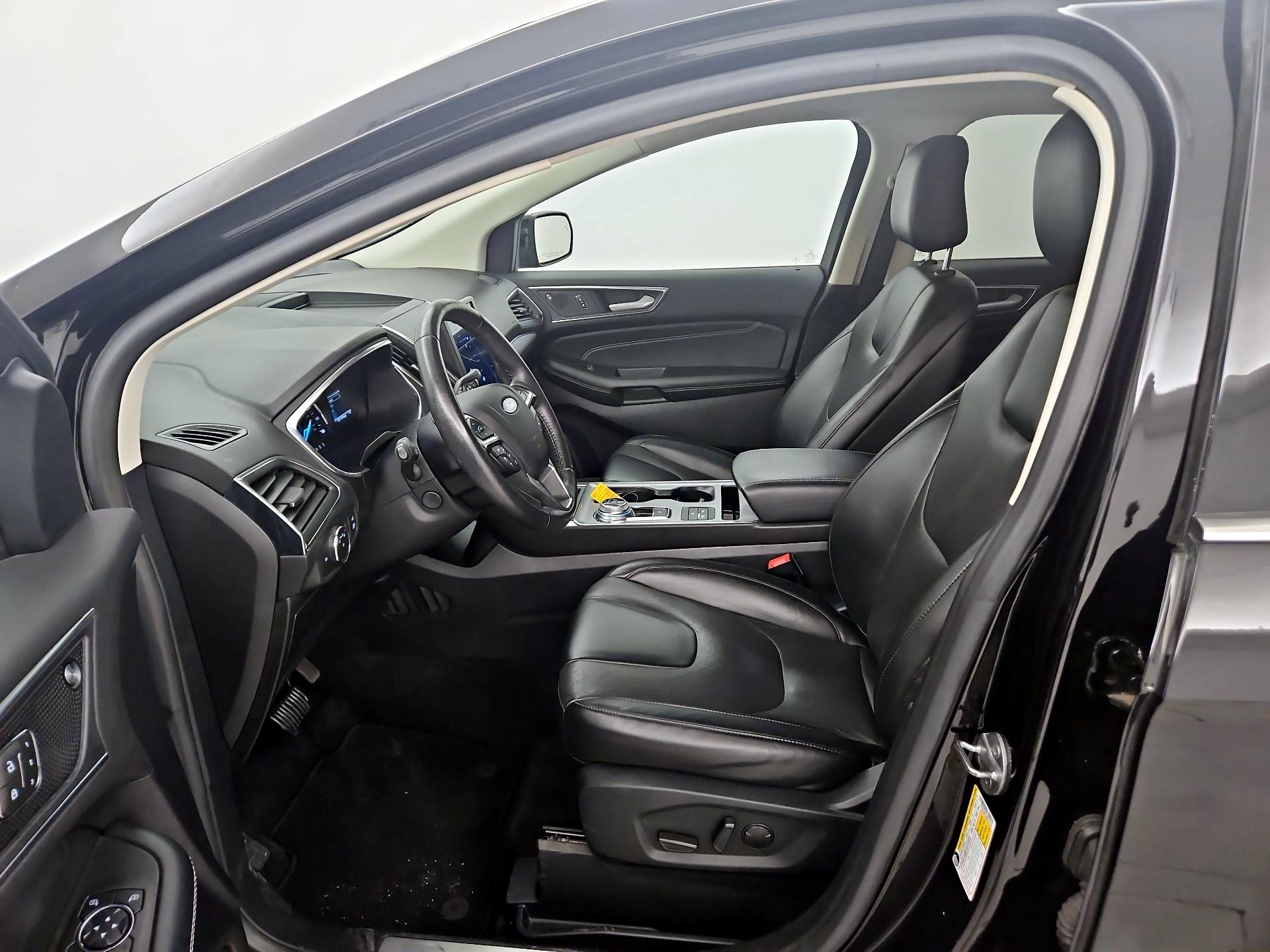 Thumbnail: 2021 Ford Edge - 11