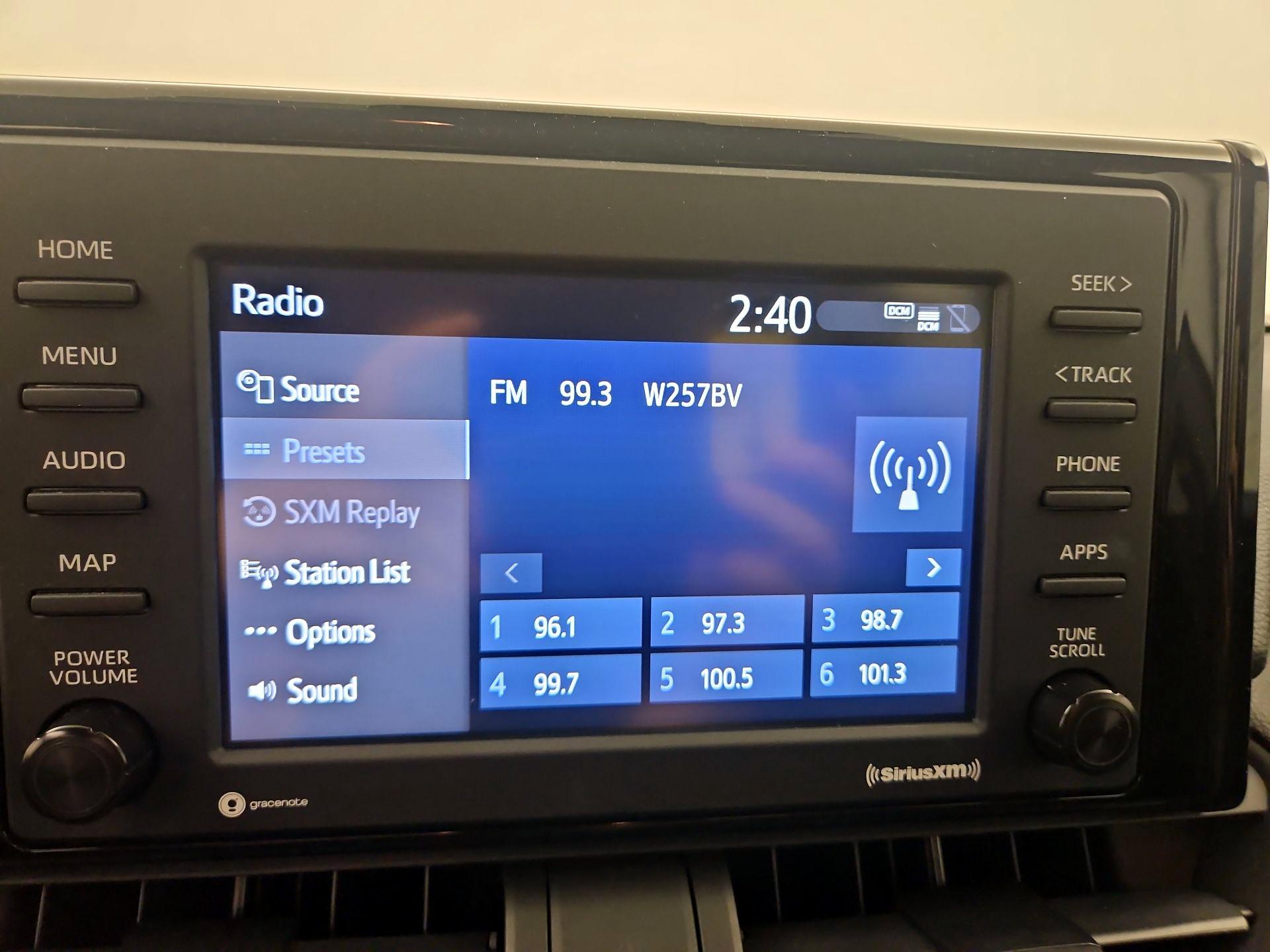 Thumbnail: 2020 Toyota RAV4 - 15