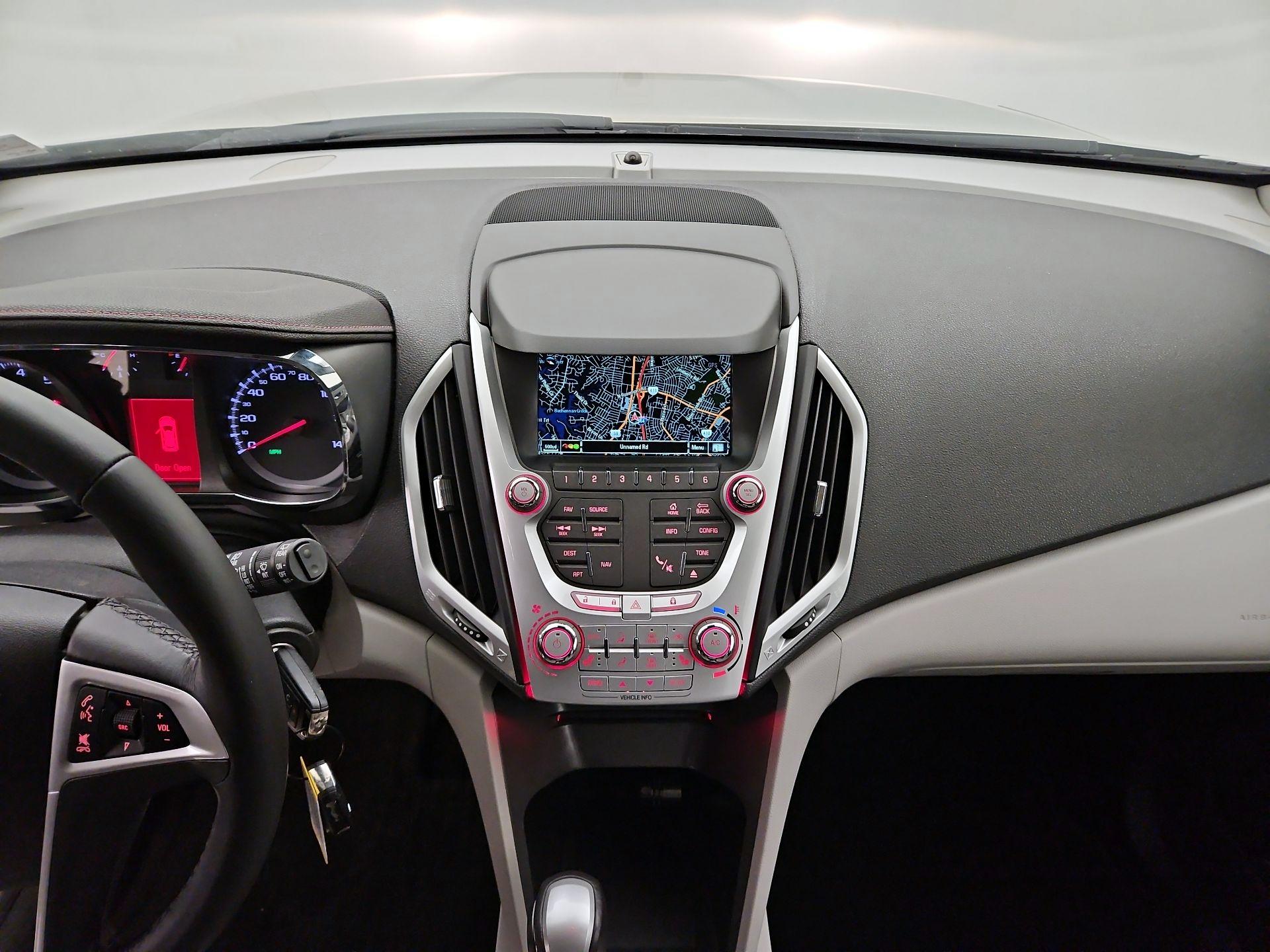 Thumbnail: 2015 GMC Terrain - 9