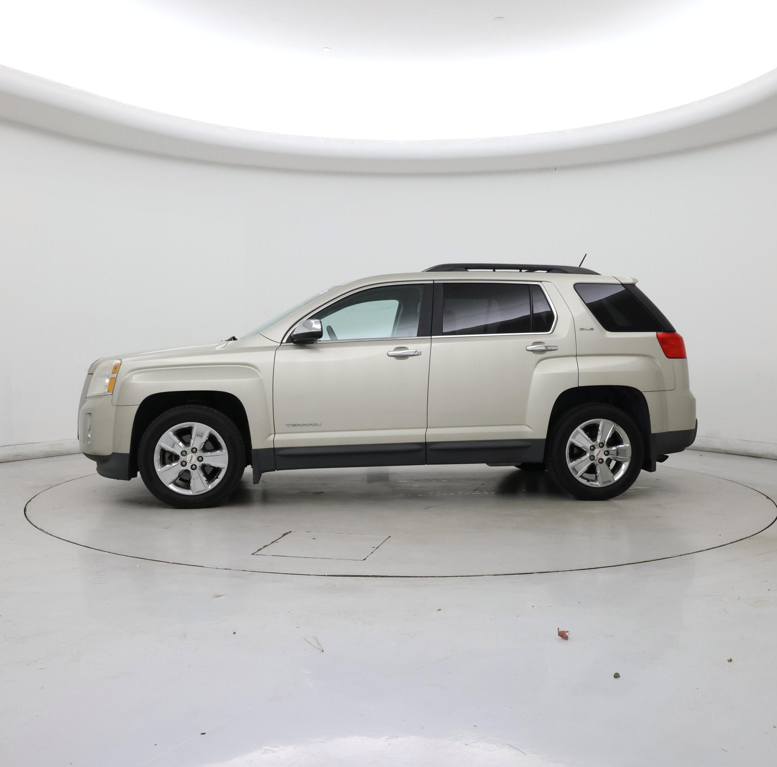 Thumbnail: 2015 GMC Terrain - 3