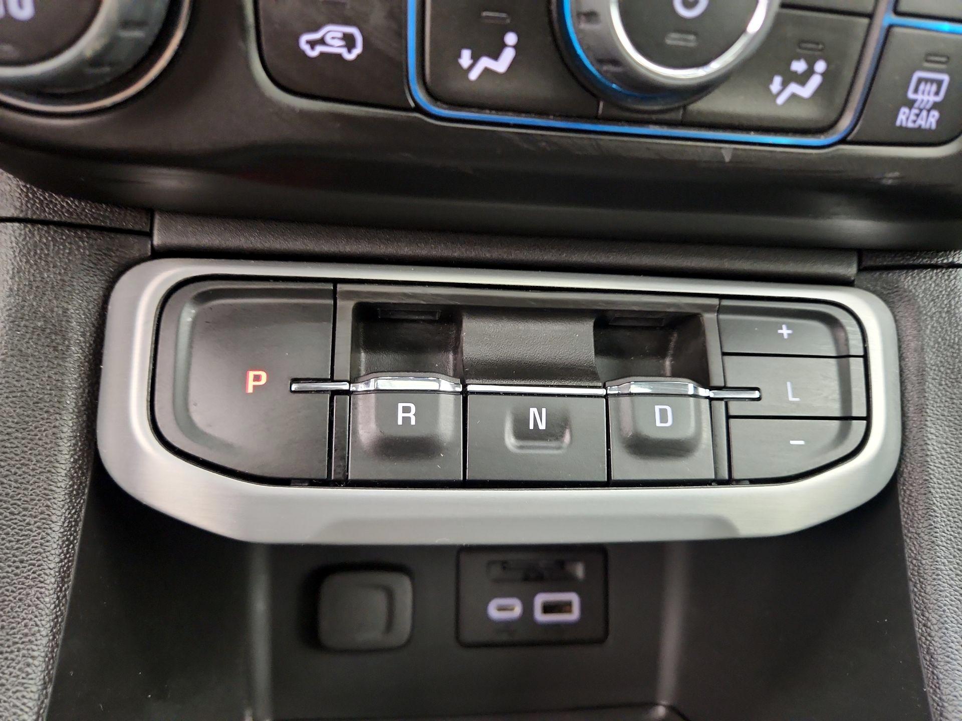 Thumbnail: 2023 GMC Acadia - 18