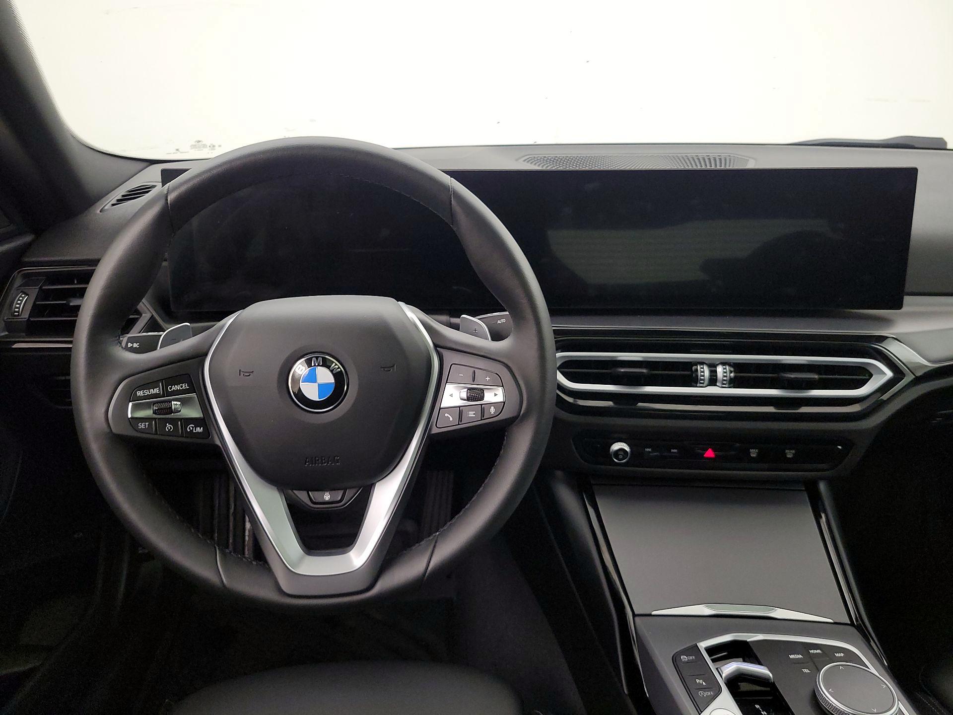 Thumbnail: 2023 BMW 2 Series - 10