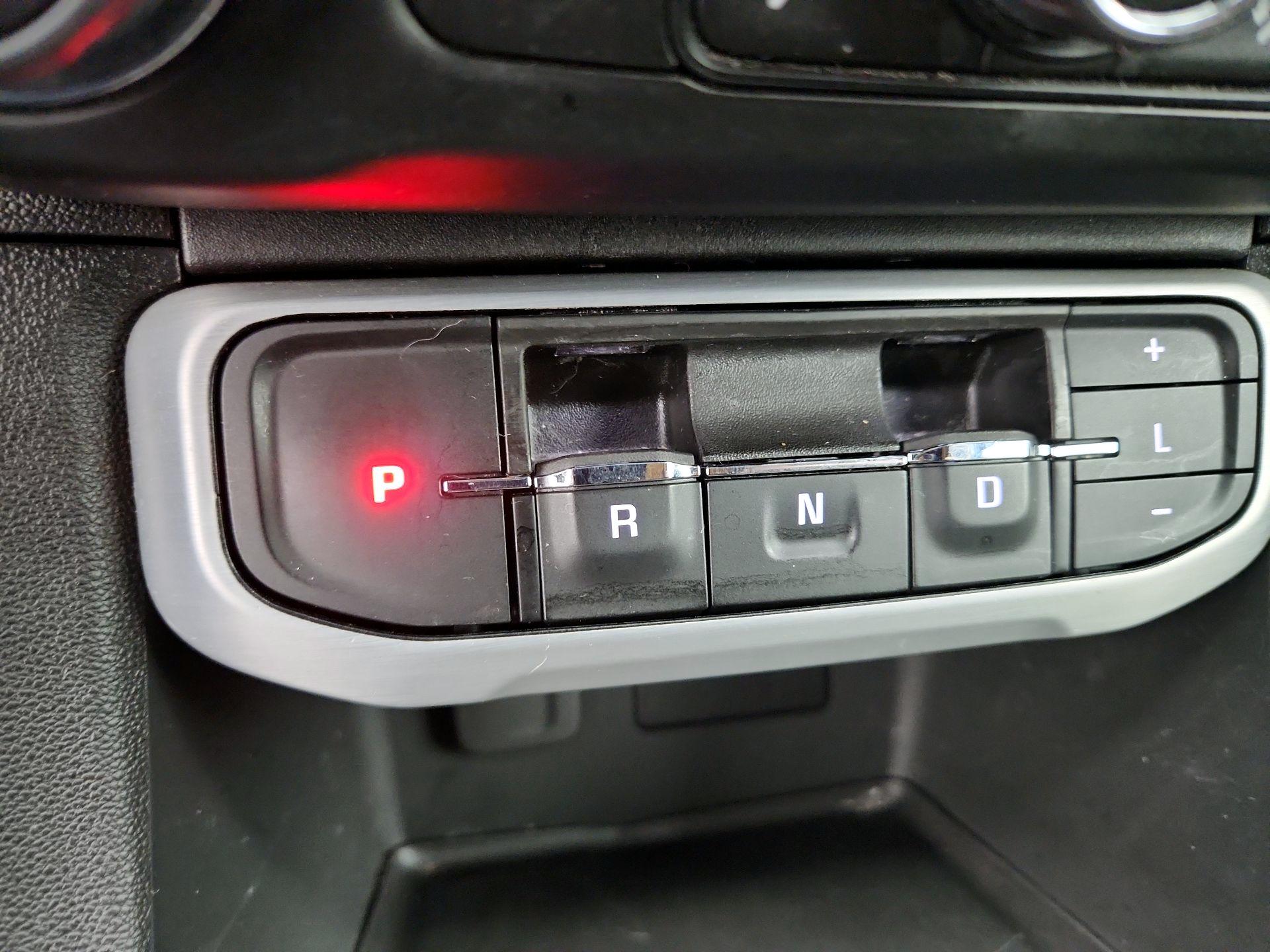 Thumbnail: 2023 GMC Acadia - 17