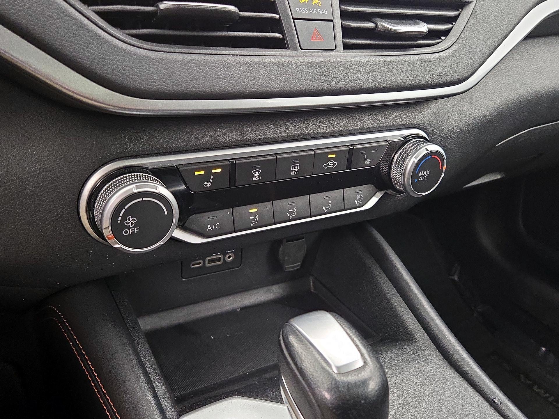 Thumbnail: 2022 Nissan Altima - 16