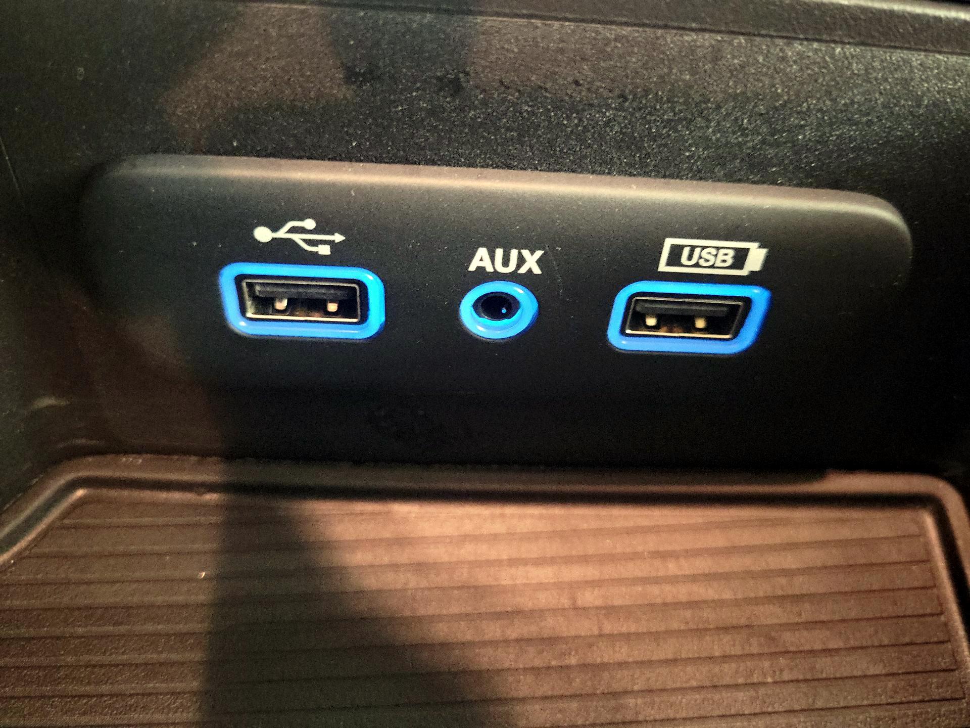 Thumbnail: 2021 RAM 1500 Classic - 16