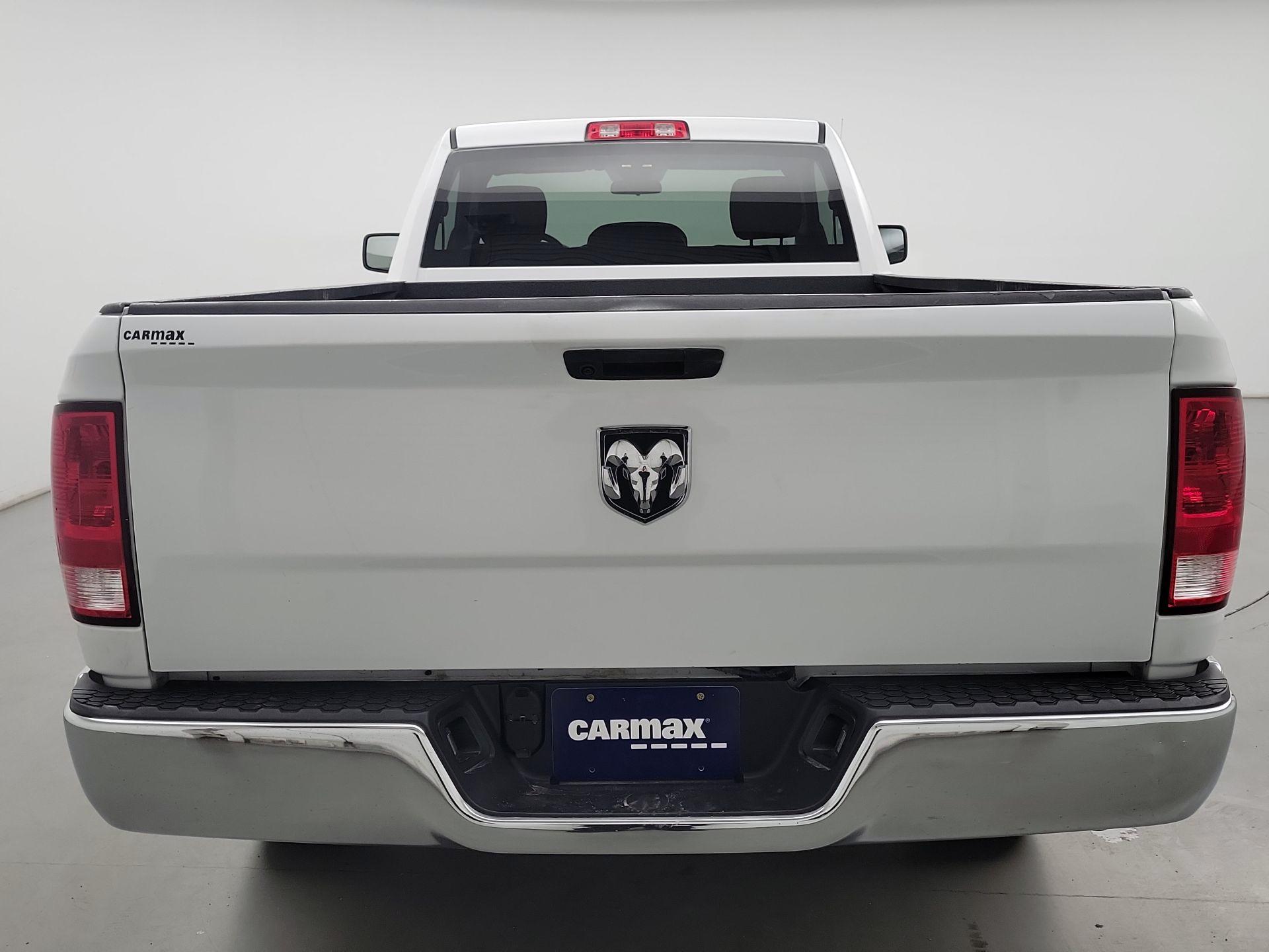 Thumbnail: 2021 RAM 1500 Classic - 6
