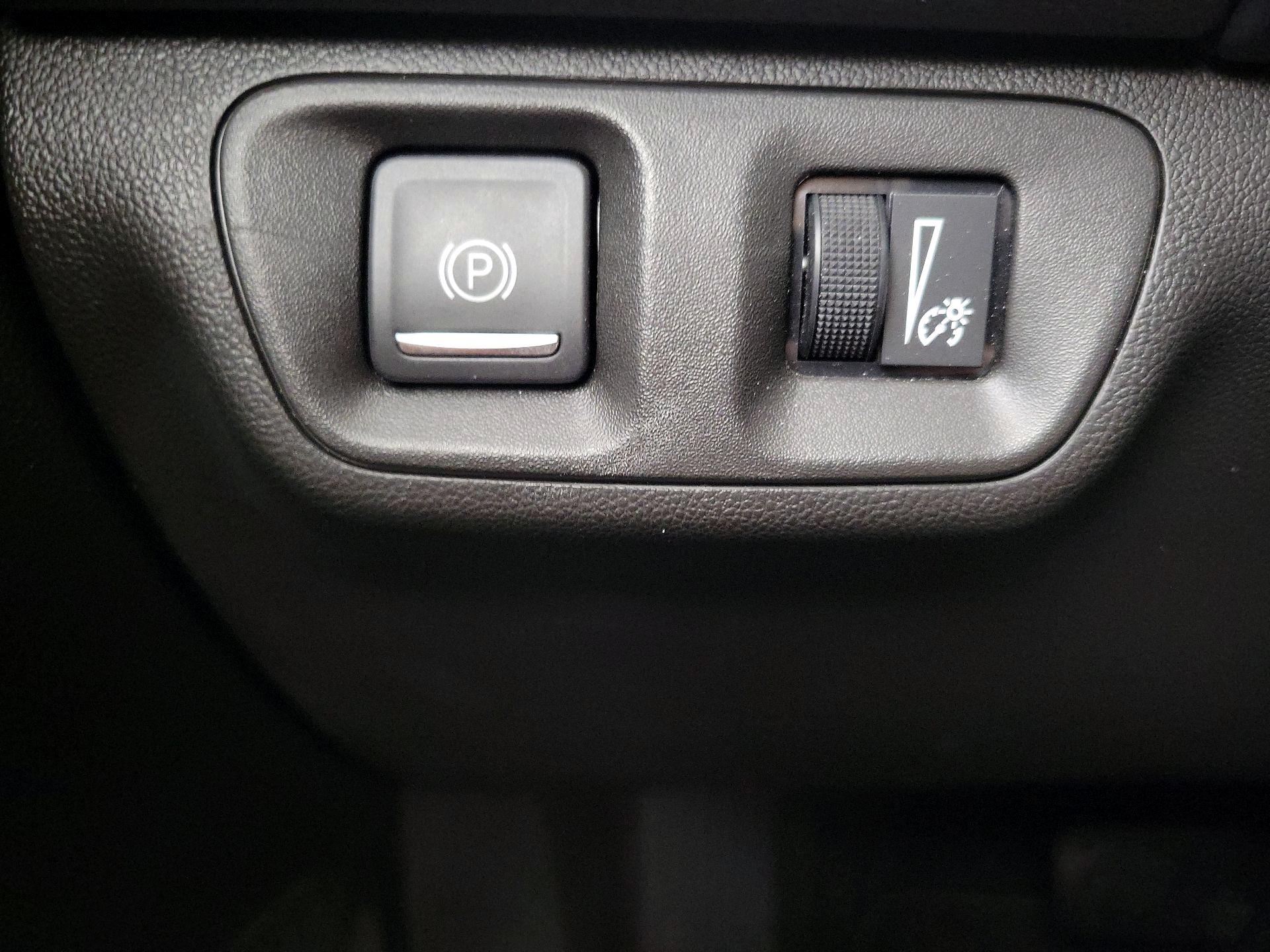 Thumbnail: 2023 GMC Acadia - 13