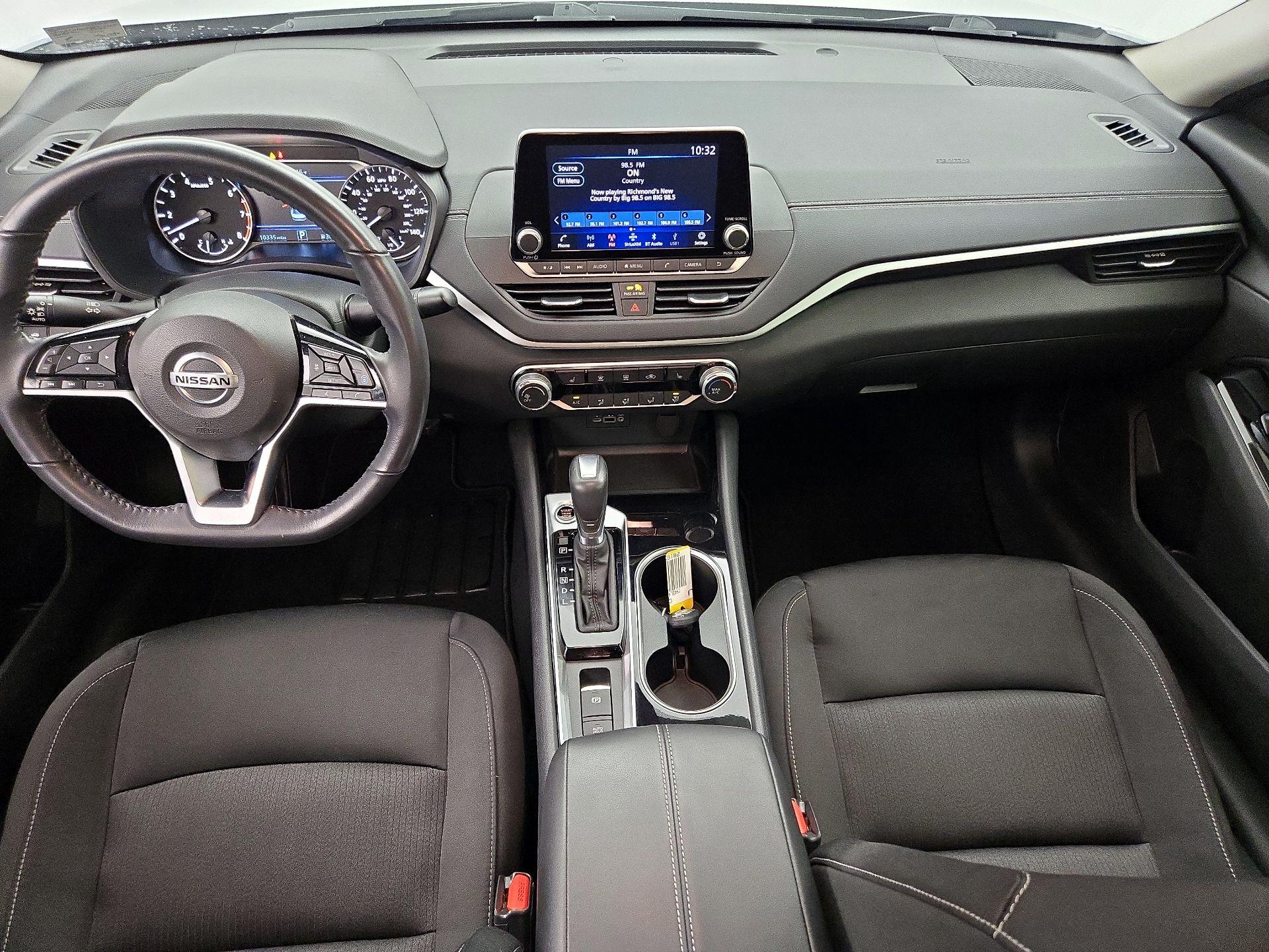 Thumbnail: 2022 Nissan Altima - 9