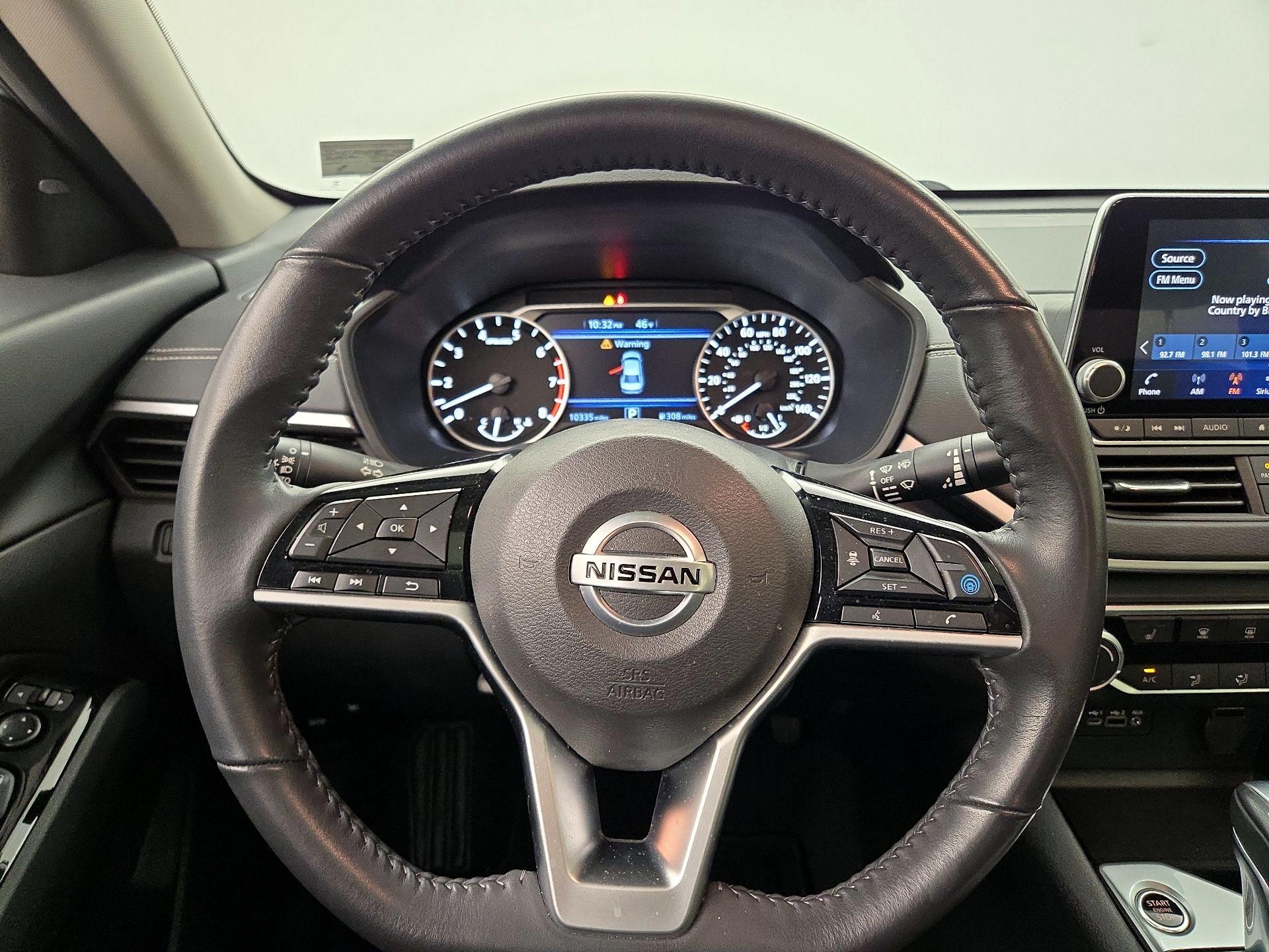 Thumbnail: 2022 Nissan Altima - 10