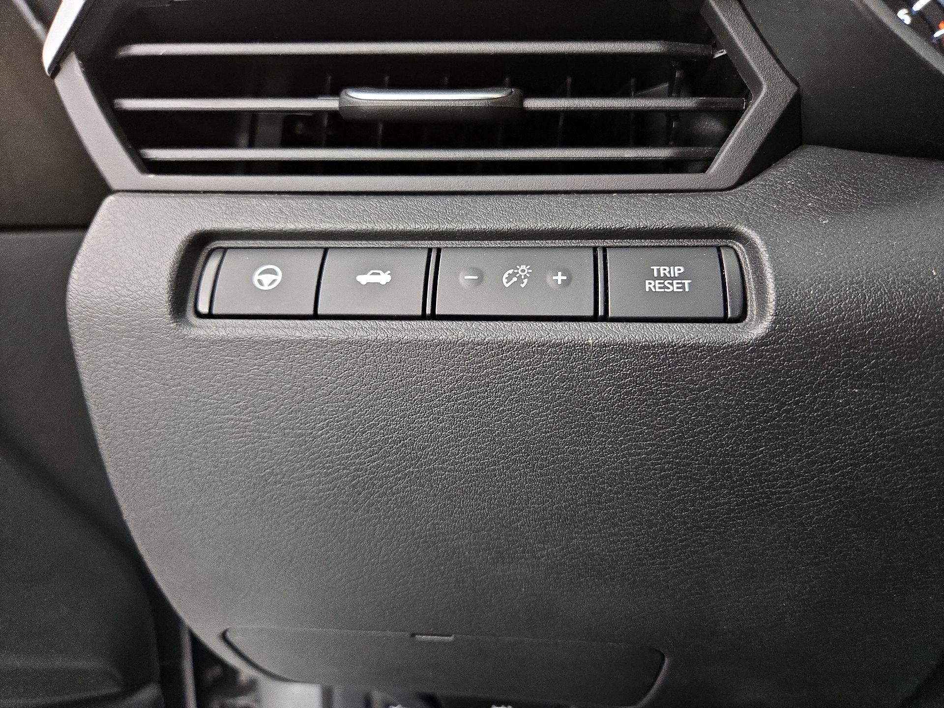 Thumbnail: 2022 Nissan Altima - 13