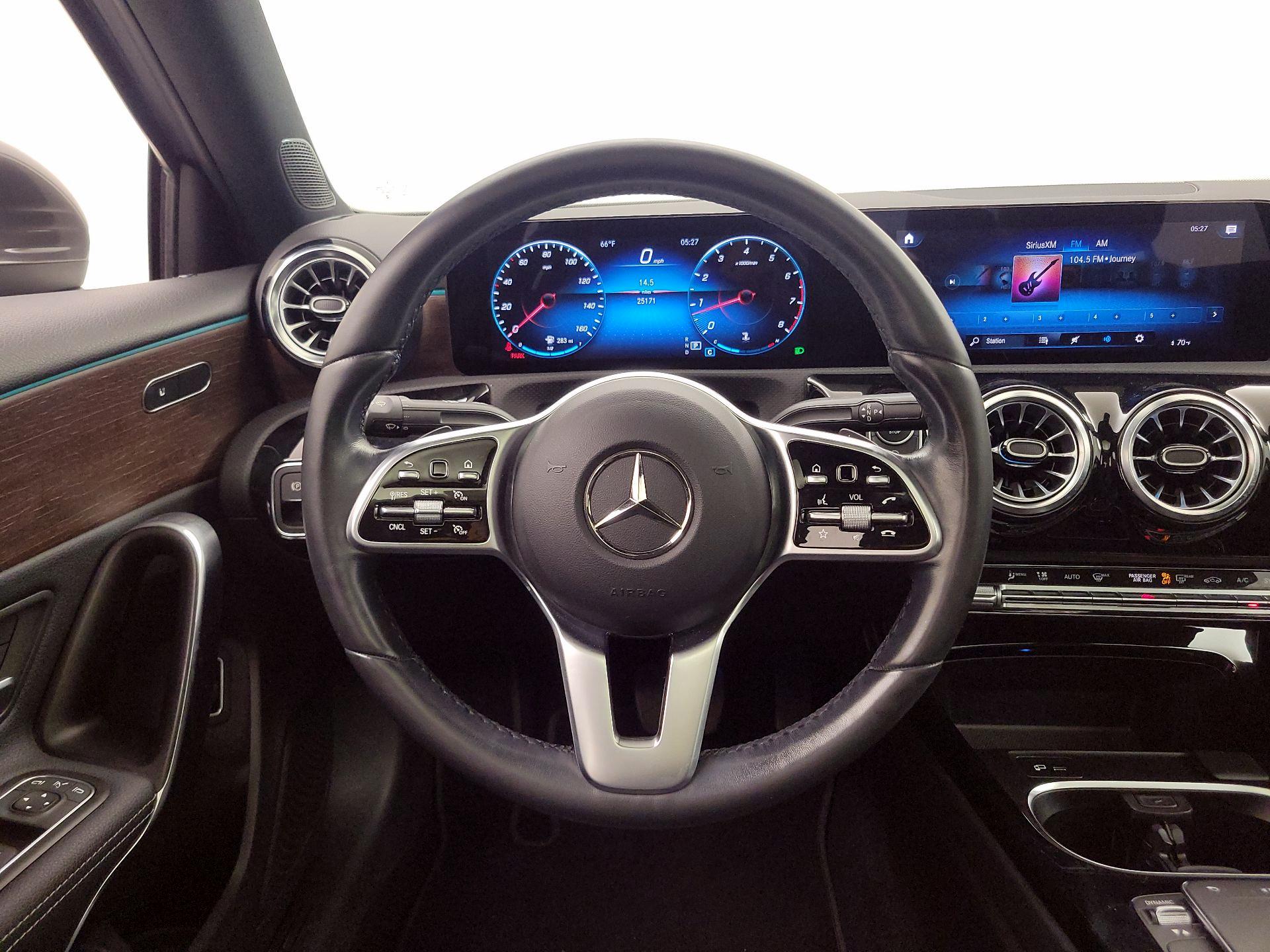 Thumbnail: 2022 Mercedes-Benz A-Class - 10