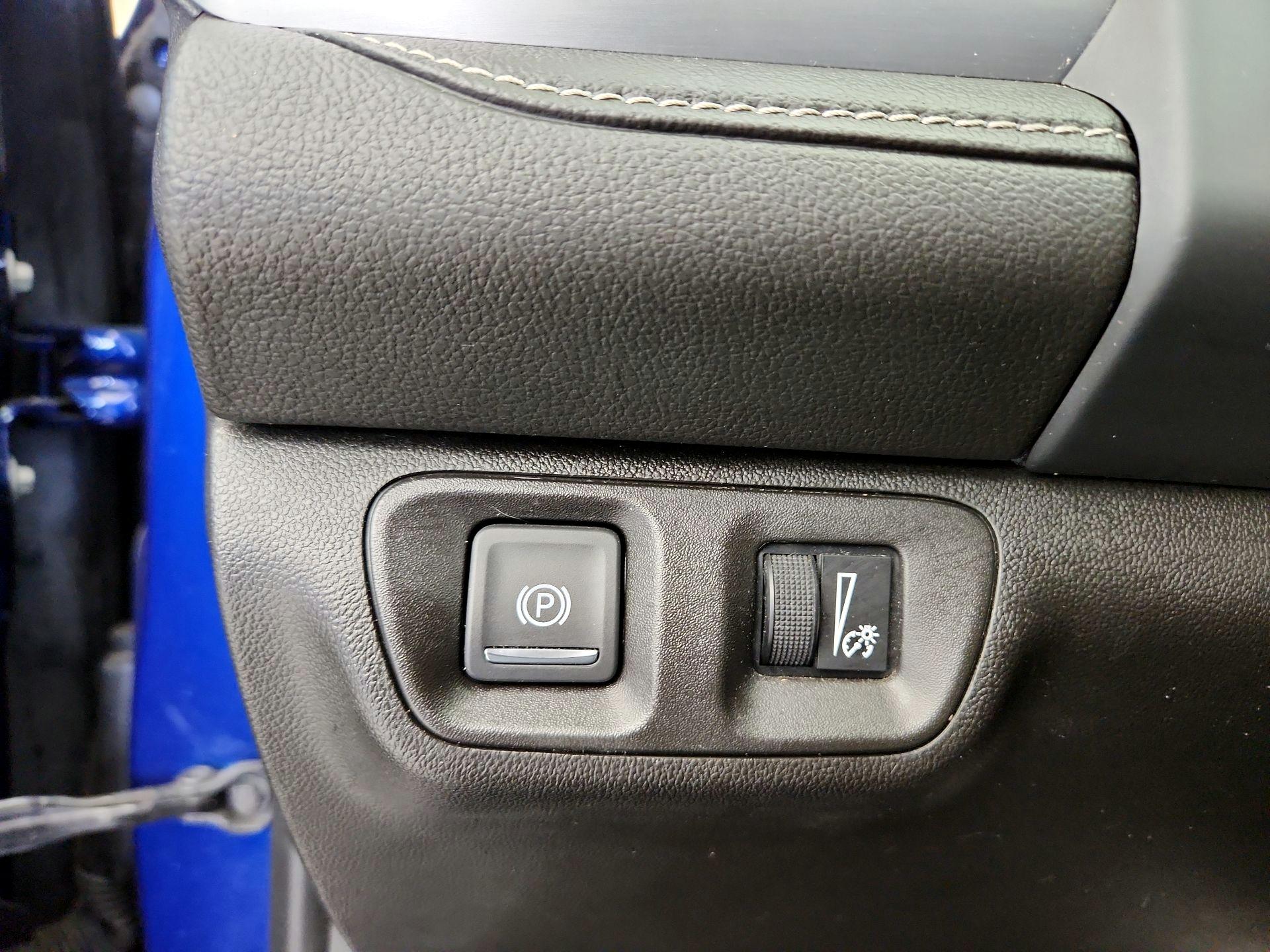 Thumbnail: 2023 GMC Acadia - 13