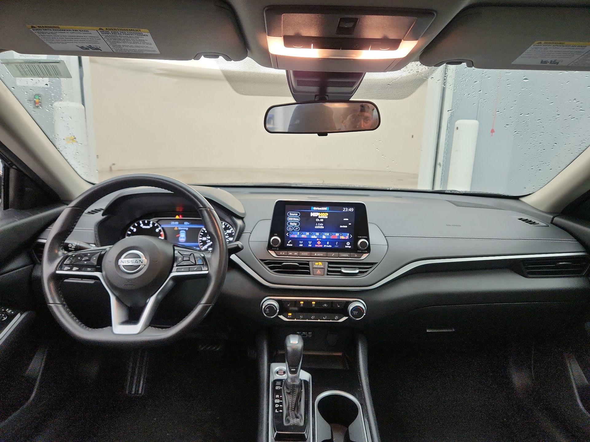 Thumbnail: 2022 Nissan Altima - 9