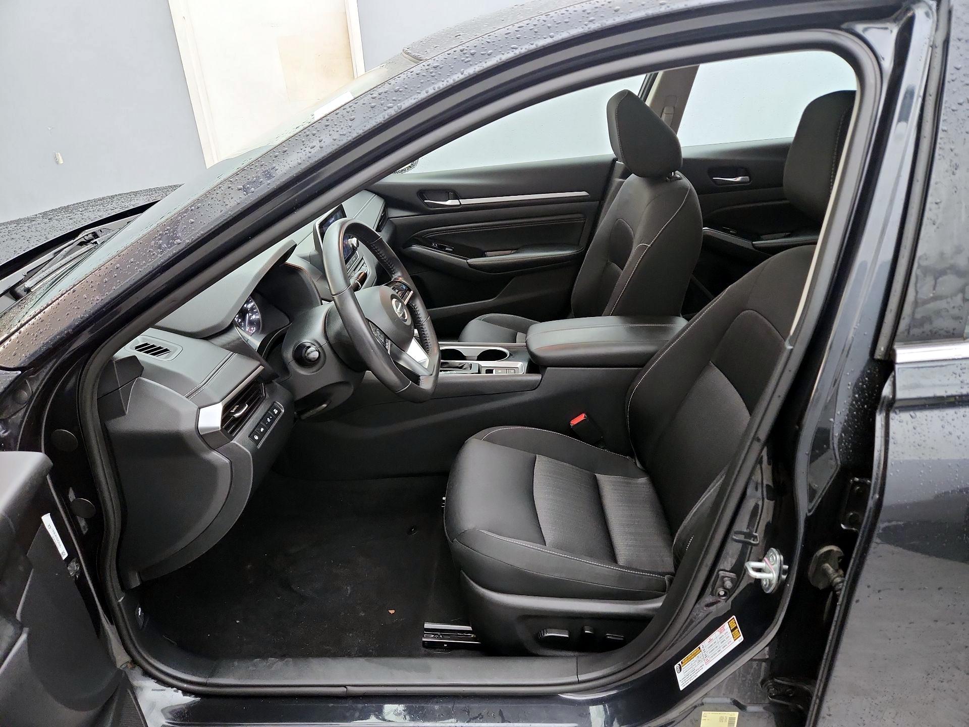 Thumbnail: 2022 Nissan Altima - 11