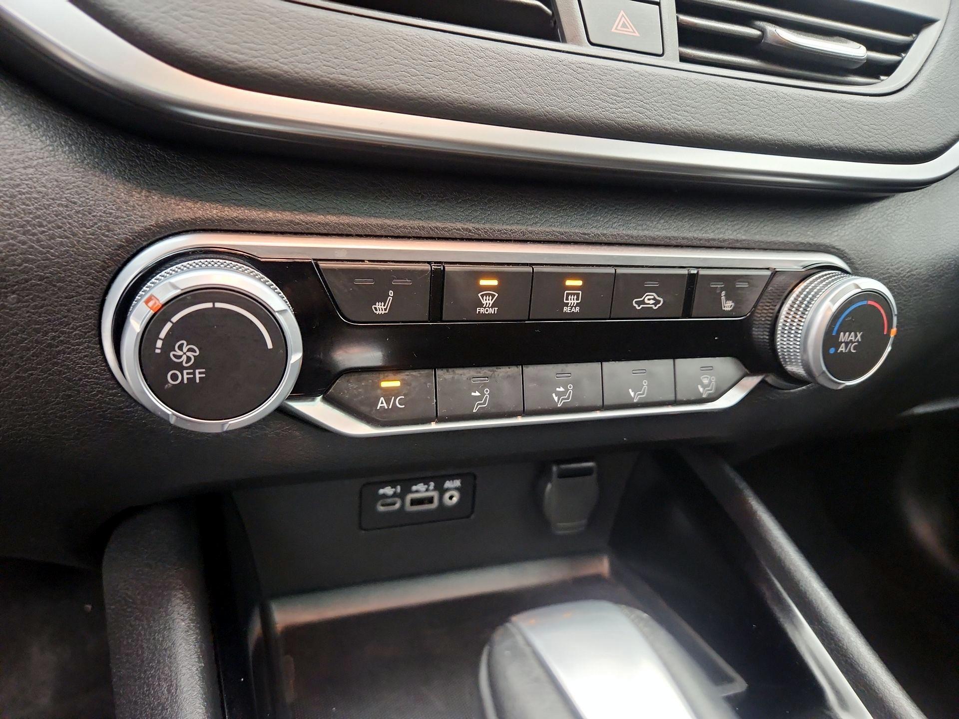 Thumbnail: 2022 Nissan Altima - 16