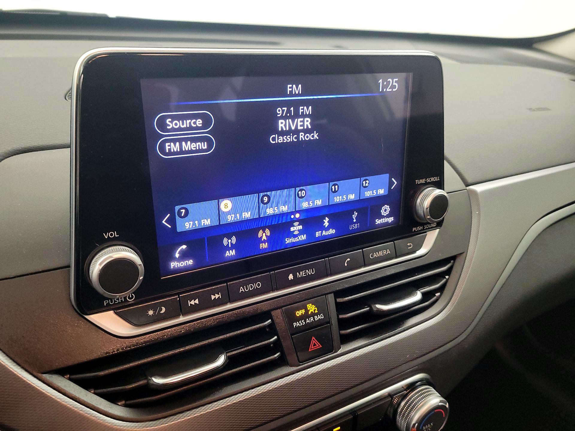 Thumbnail: 2023 Nissan Altima - 15