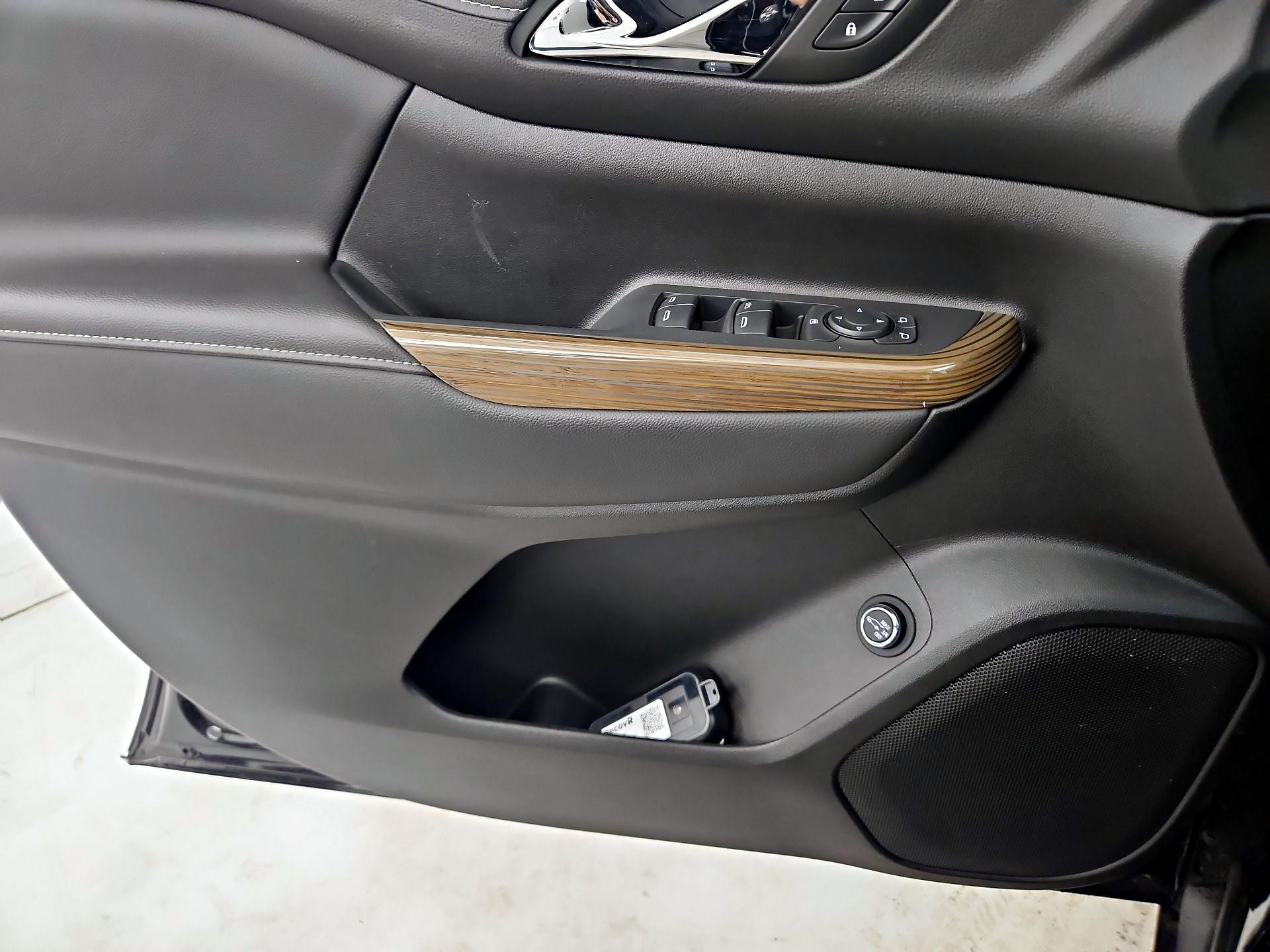 Thumbnail: 2023 GMC Acadia - 12