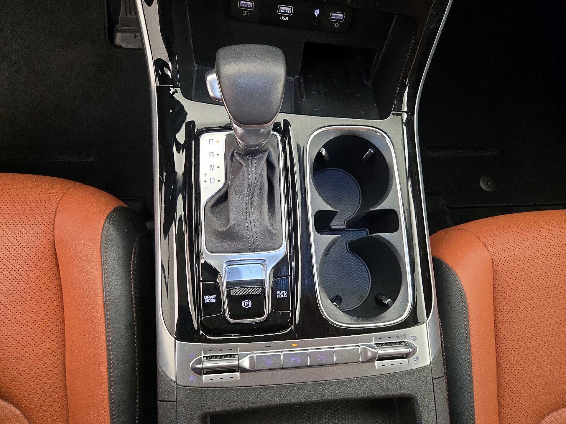 Thumbnail: 2023 Kia Carnival - 18