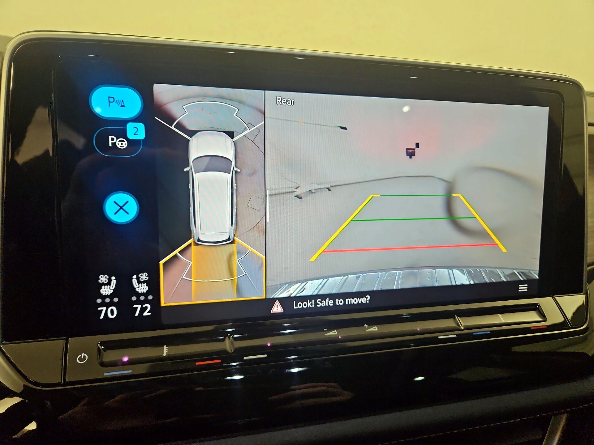 Thumbnail: 2024 Volkswagen Atlas - 15