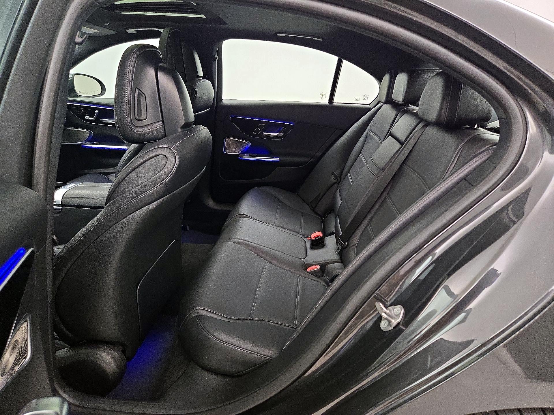 Thumbnail: 2022 Mercedes-Benz C-Class - 20