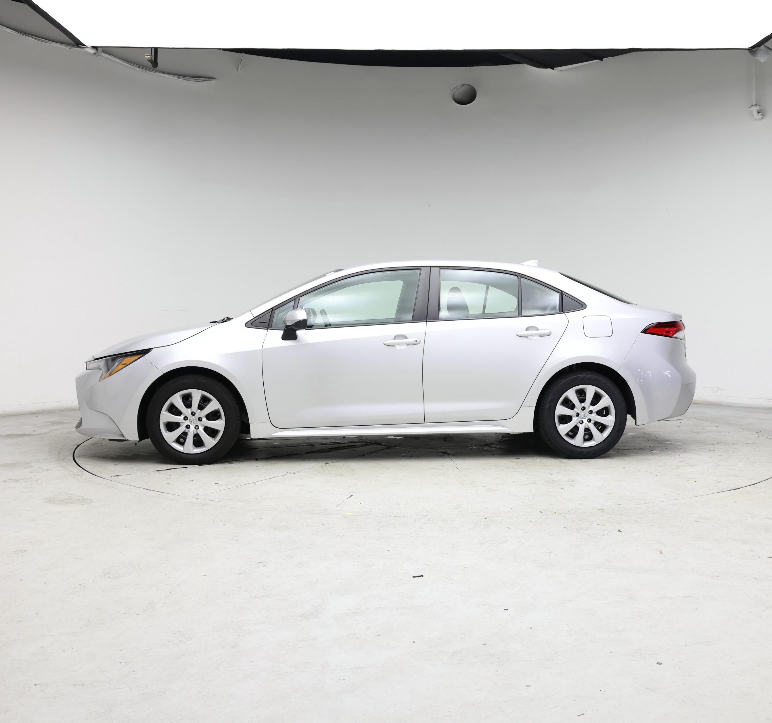 Thumbnail: 2022 Toyota Corolla - 3