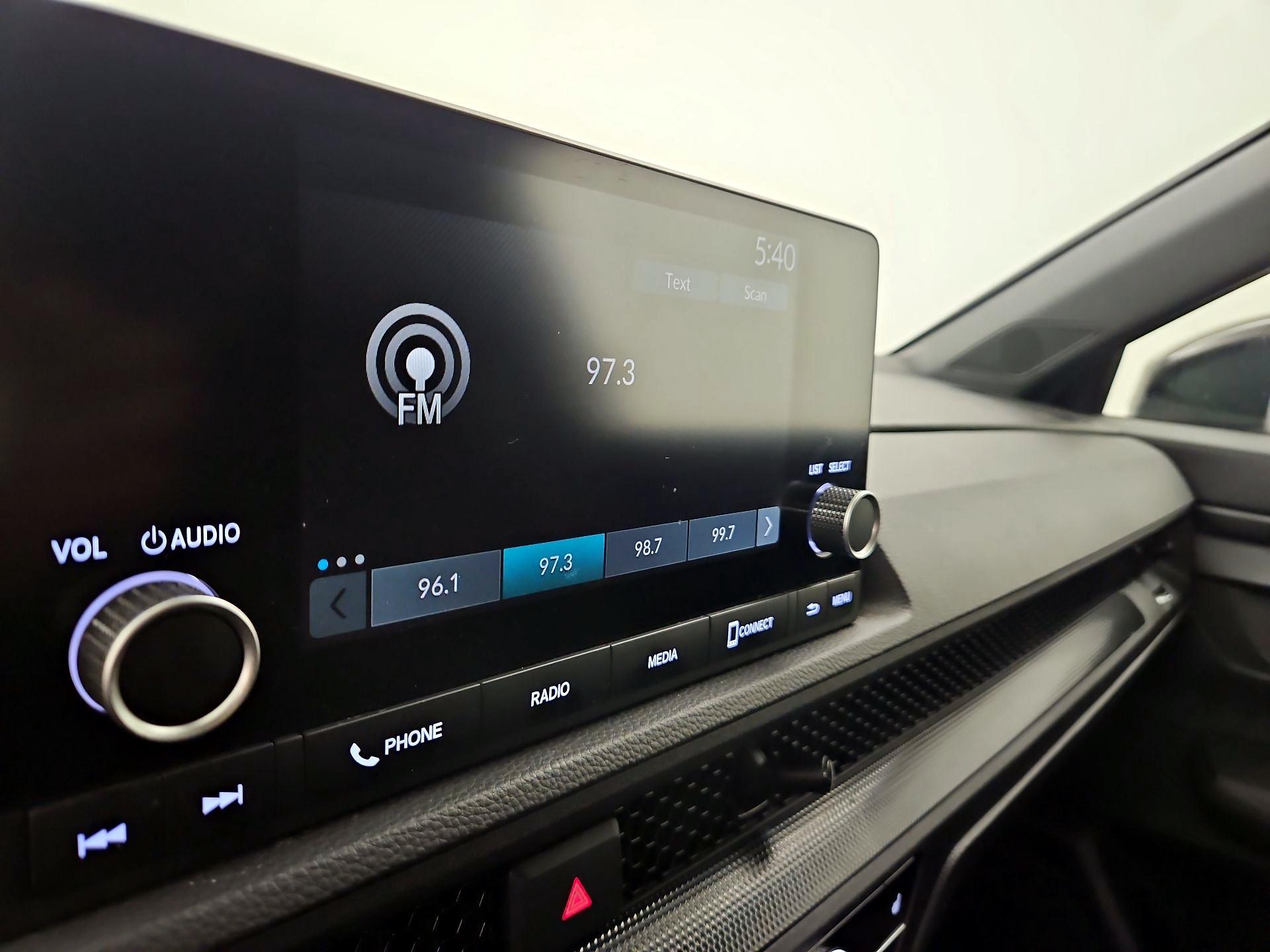 Thumbnail: 2023 Honda CR-V - 15