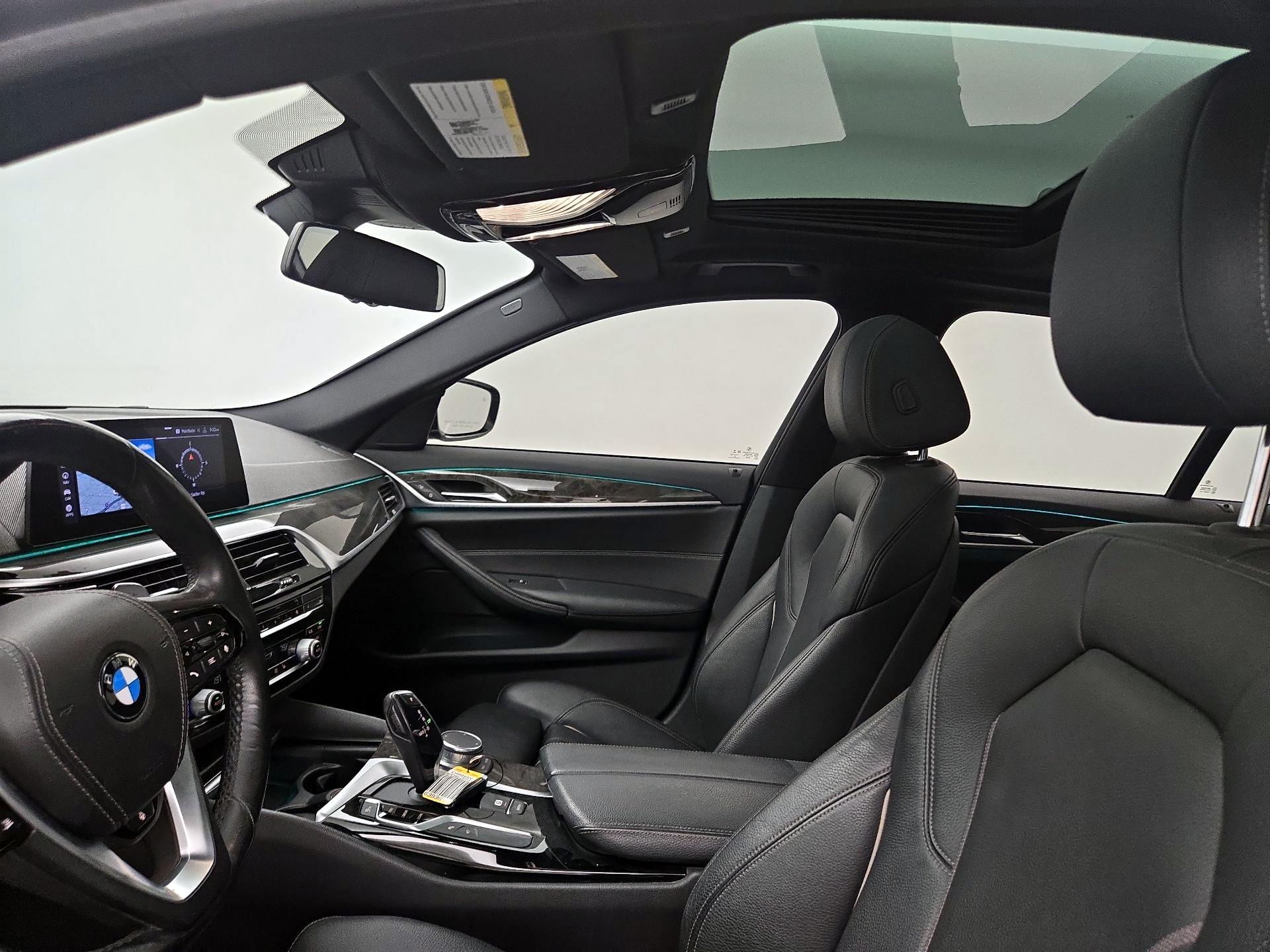 Thumbnail: 2020 BMW 5 Series - 20