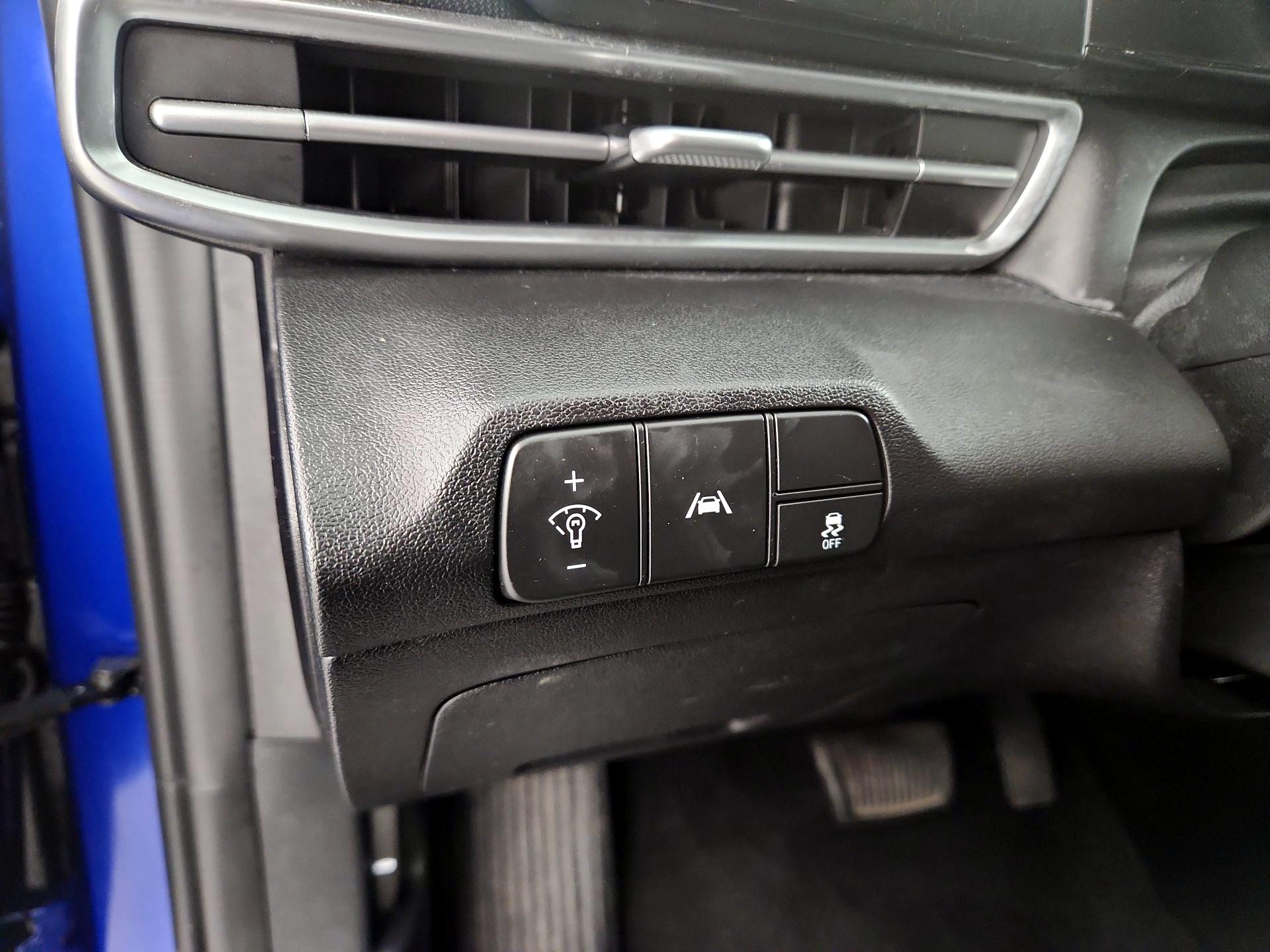 Thumbnail: 2023 Hyundai Elantra - 13