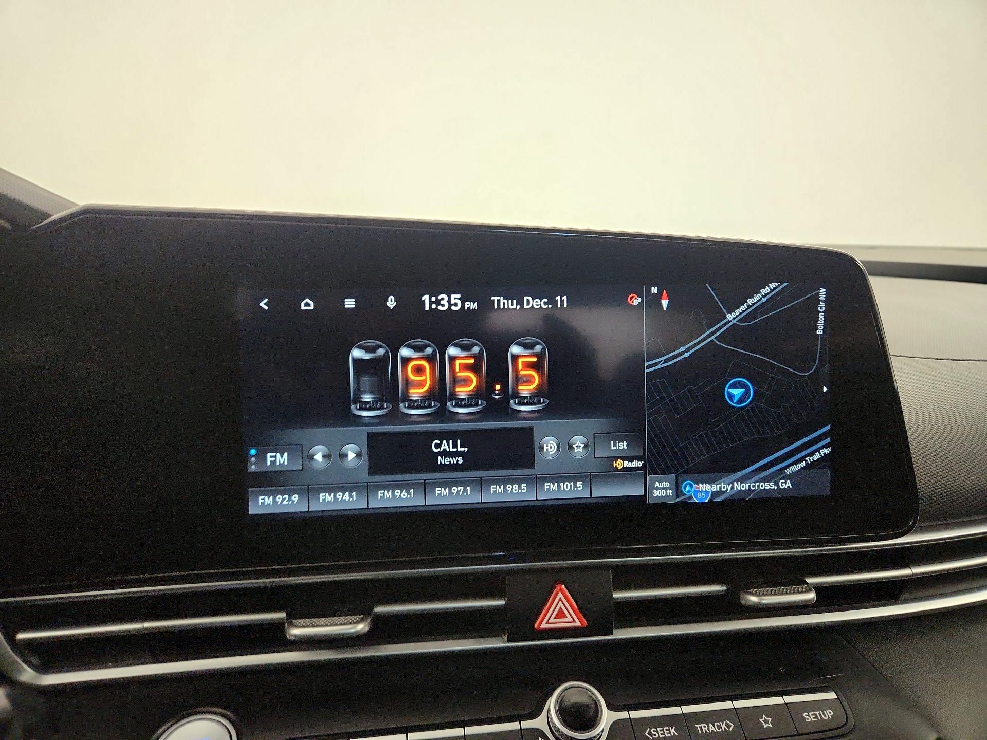 Thumbnail: 2023 Hyundai Elantra - 16