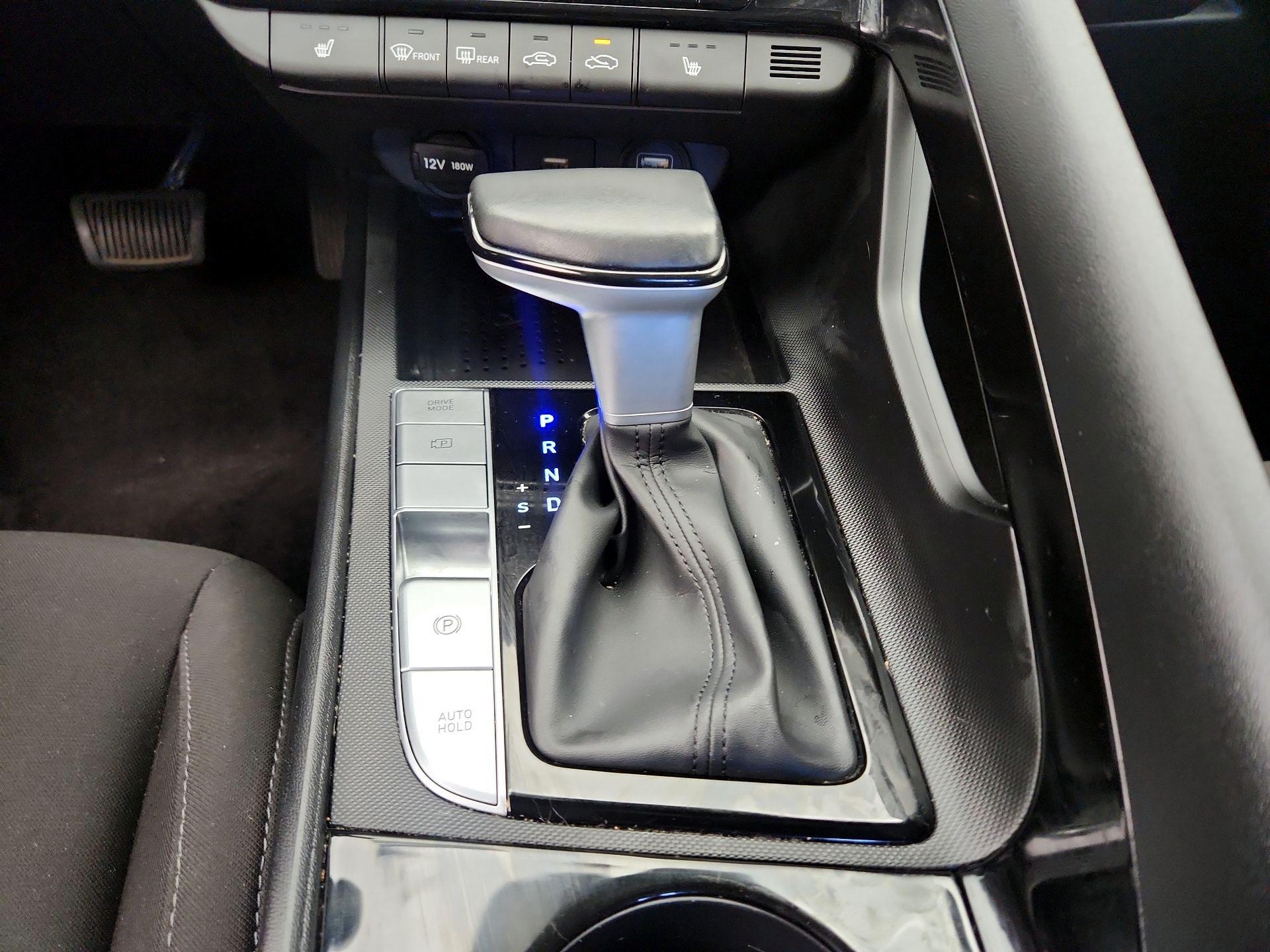 Thumbnail: 2023 Hyundai Elantra - 18