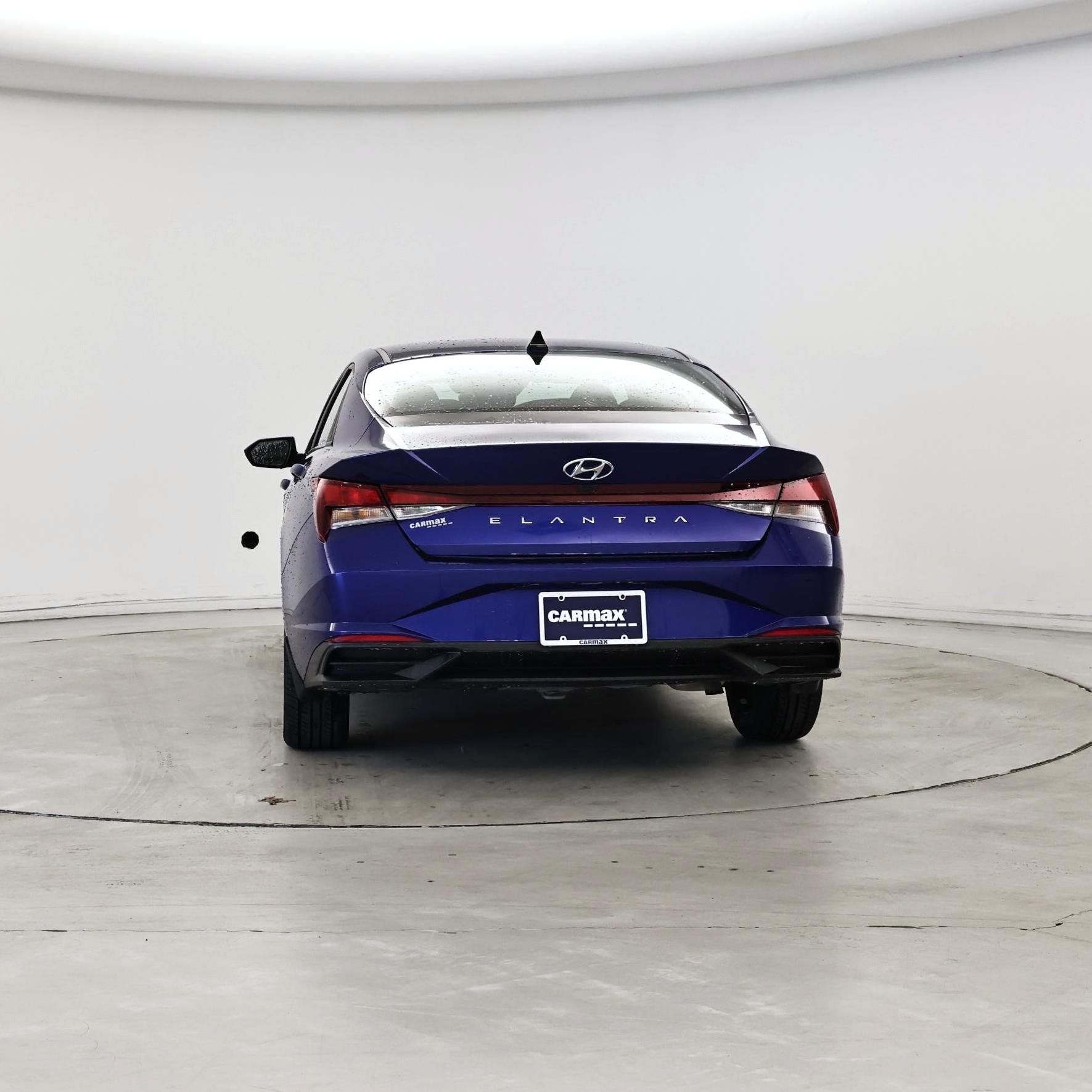 Thumbnail: 2023 Hyundai Elantra - 6