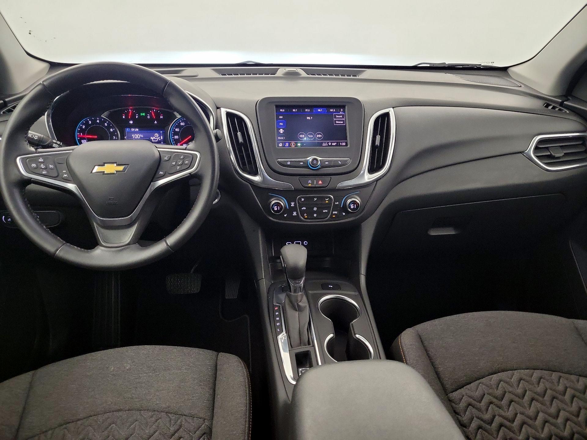 Thumbnail: 2022 Chevrolet Equinox - 8