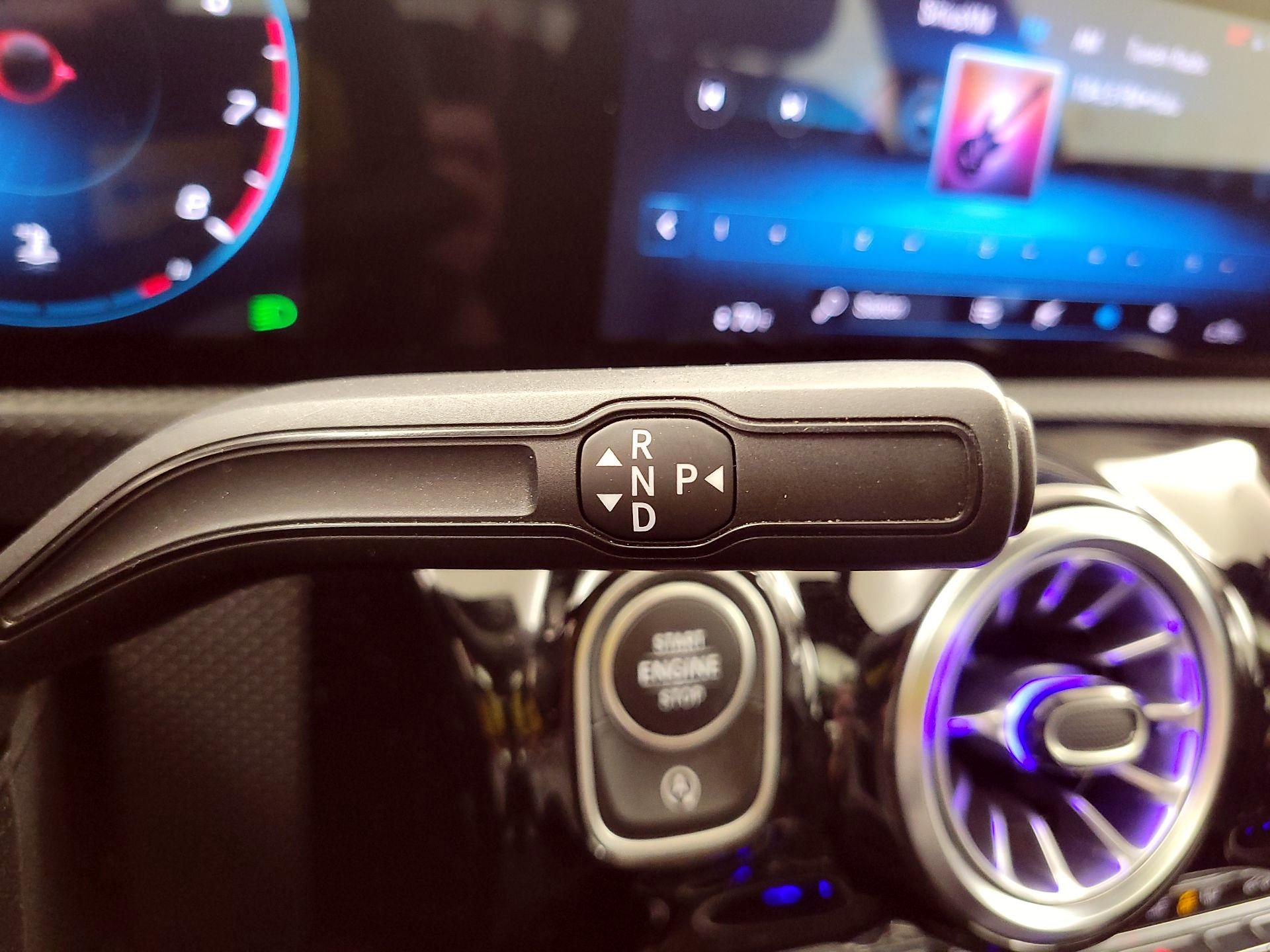 Thumbnail: 2022 Mercedes-Benz CLA - 17