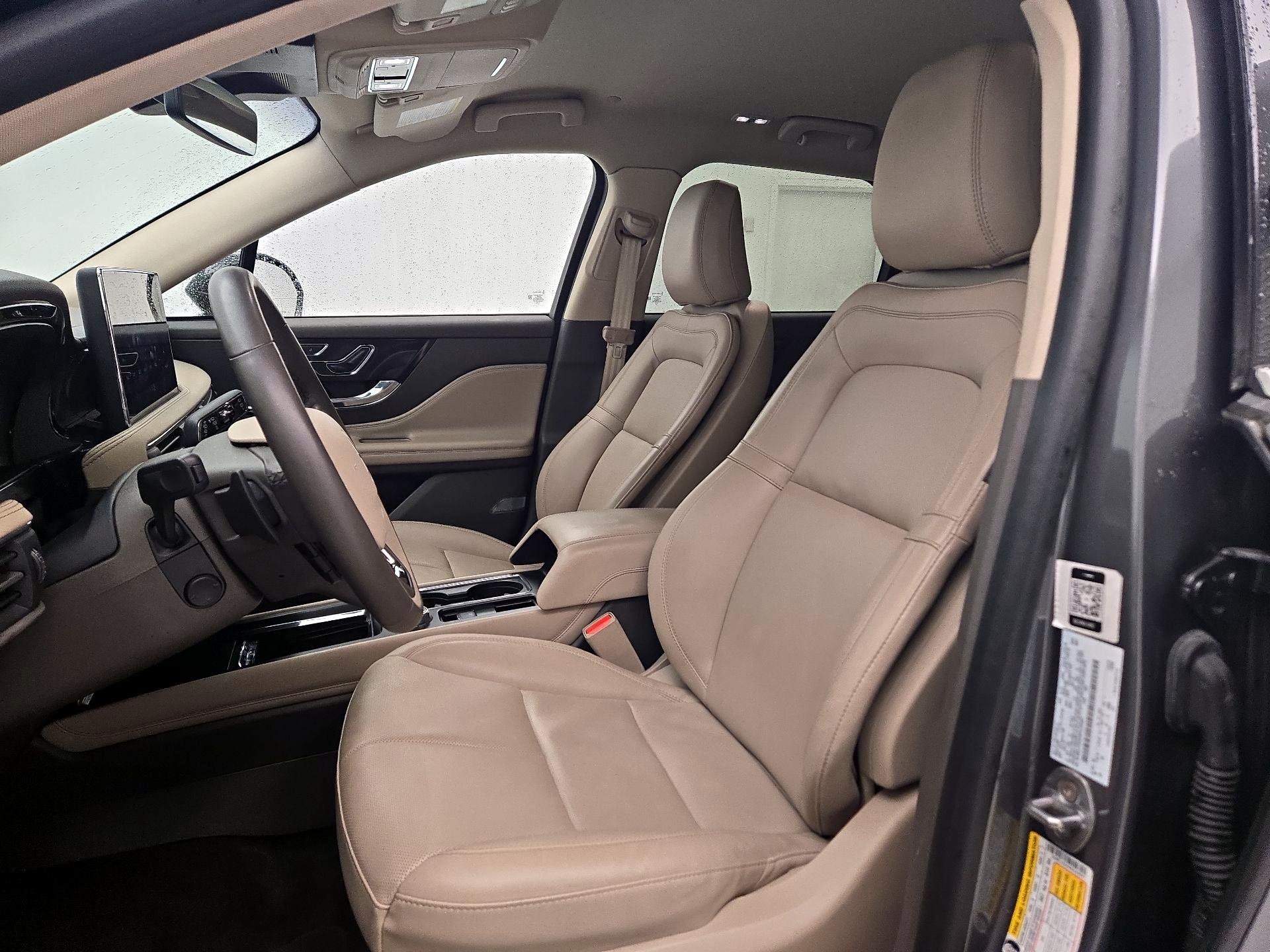 Thumbnail: 2024 Lincoln Corsair - 11