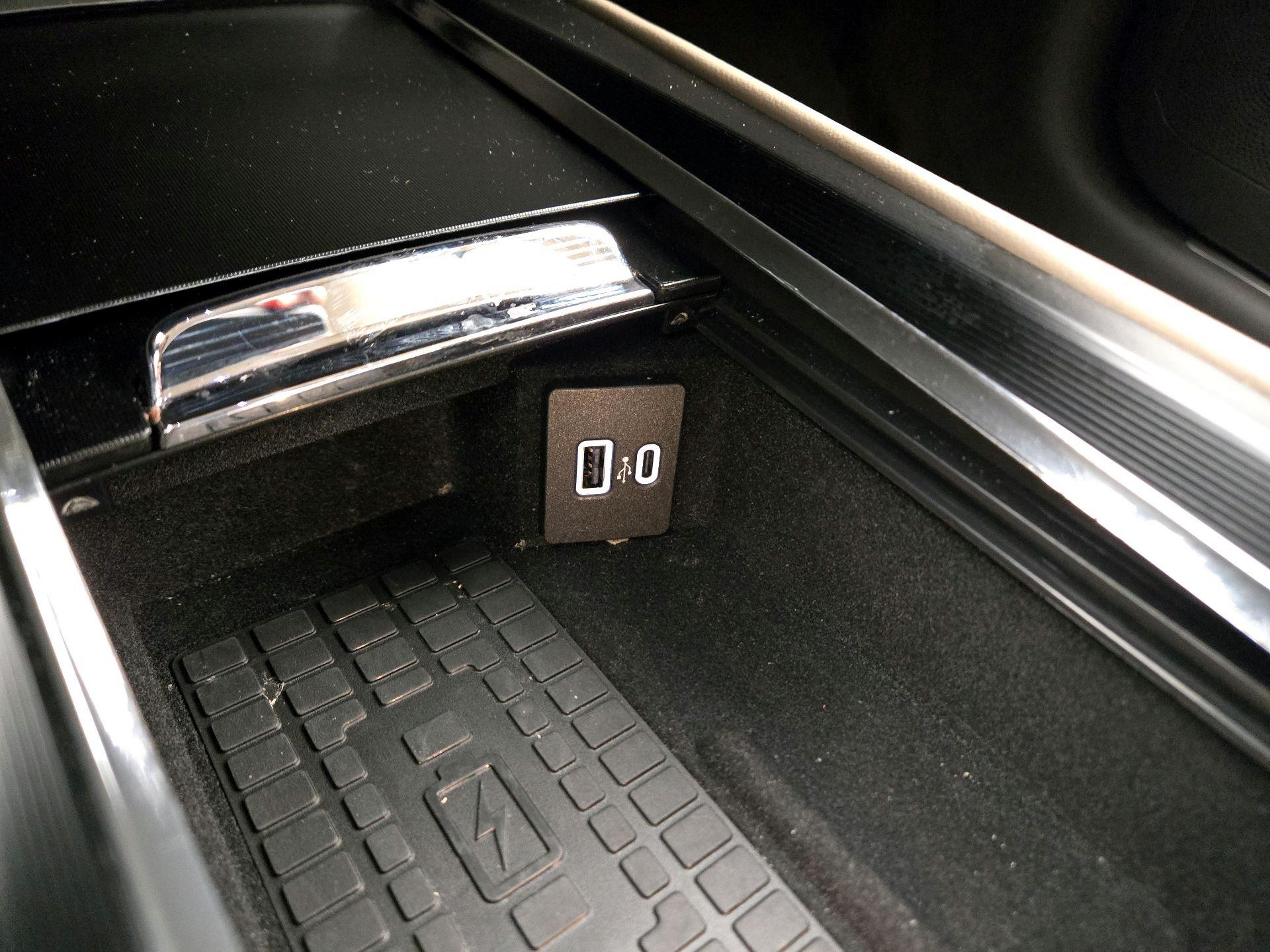 Thumbnail: 2024 Lincoln Corsair - 18