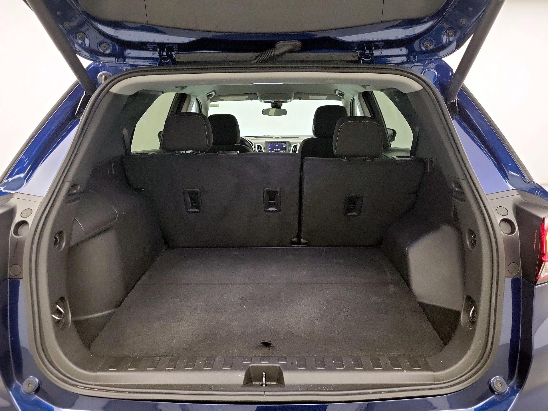 Thumbnail: 2022 Chevrolet Equinox - 18