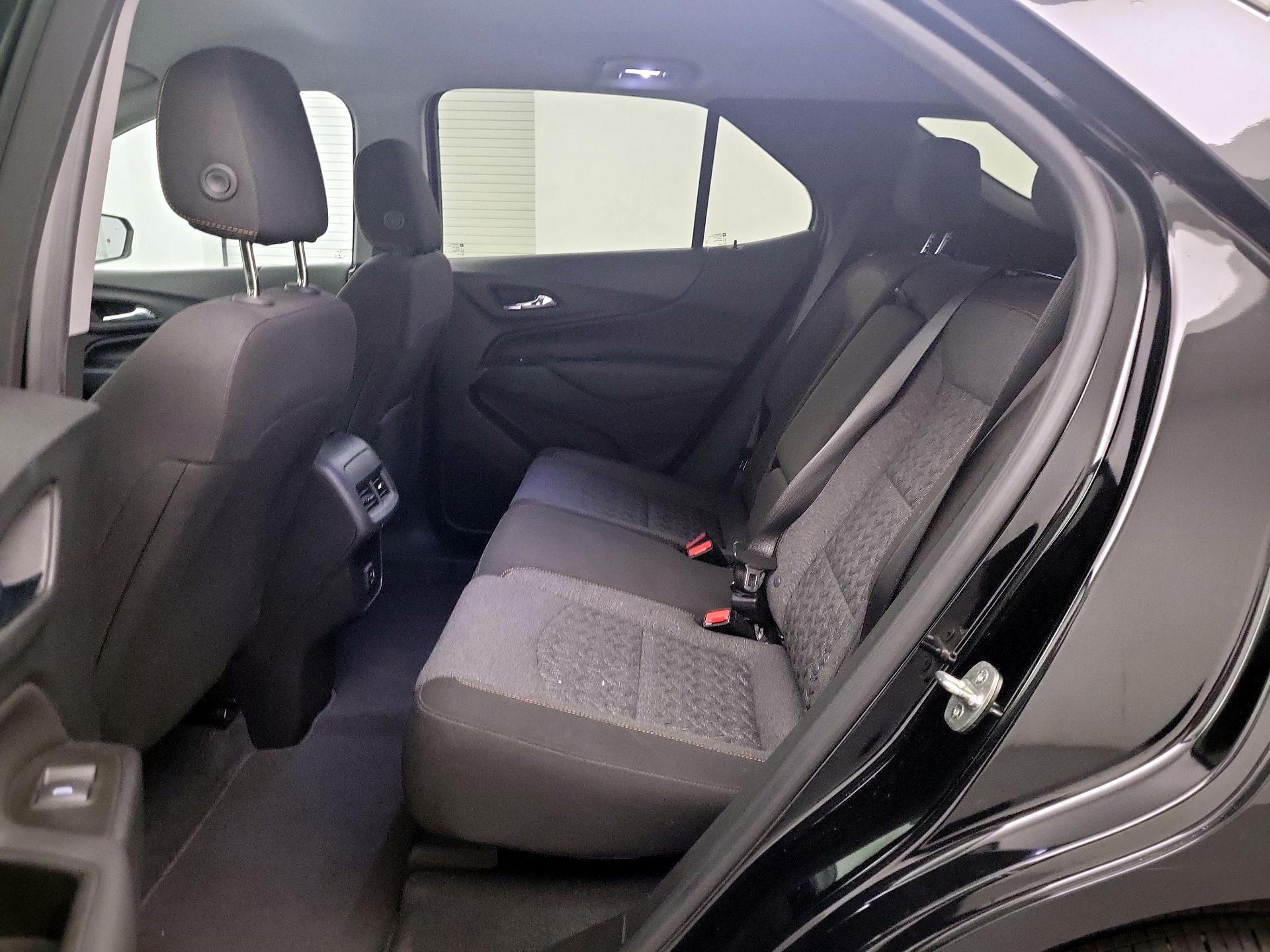 Thumbnail: 2022 Chevrolet Equinox - 17