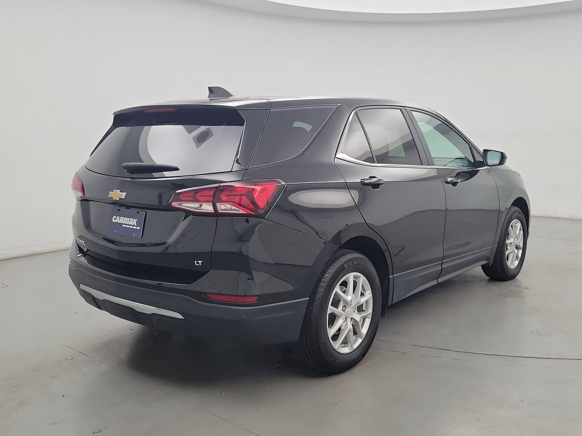 Thumbnail: 2022 Chevrolet Equinox - 5