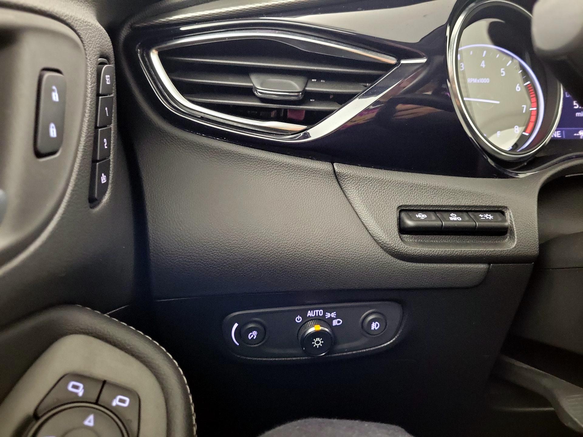 Thumbnail: 2022 Buick Encore GX - 11