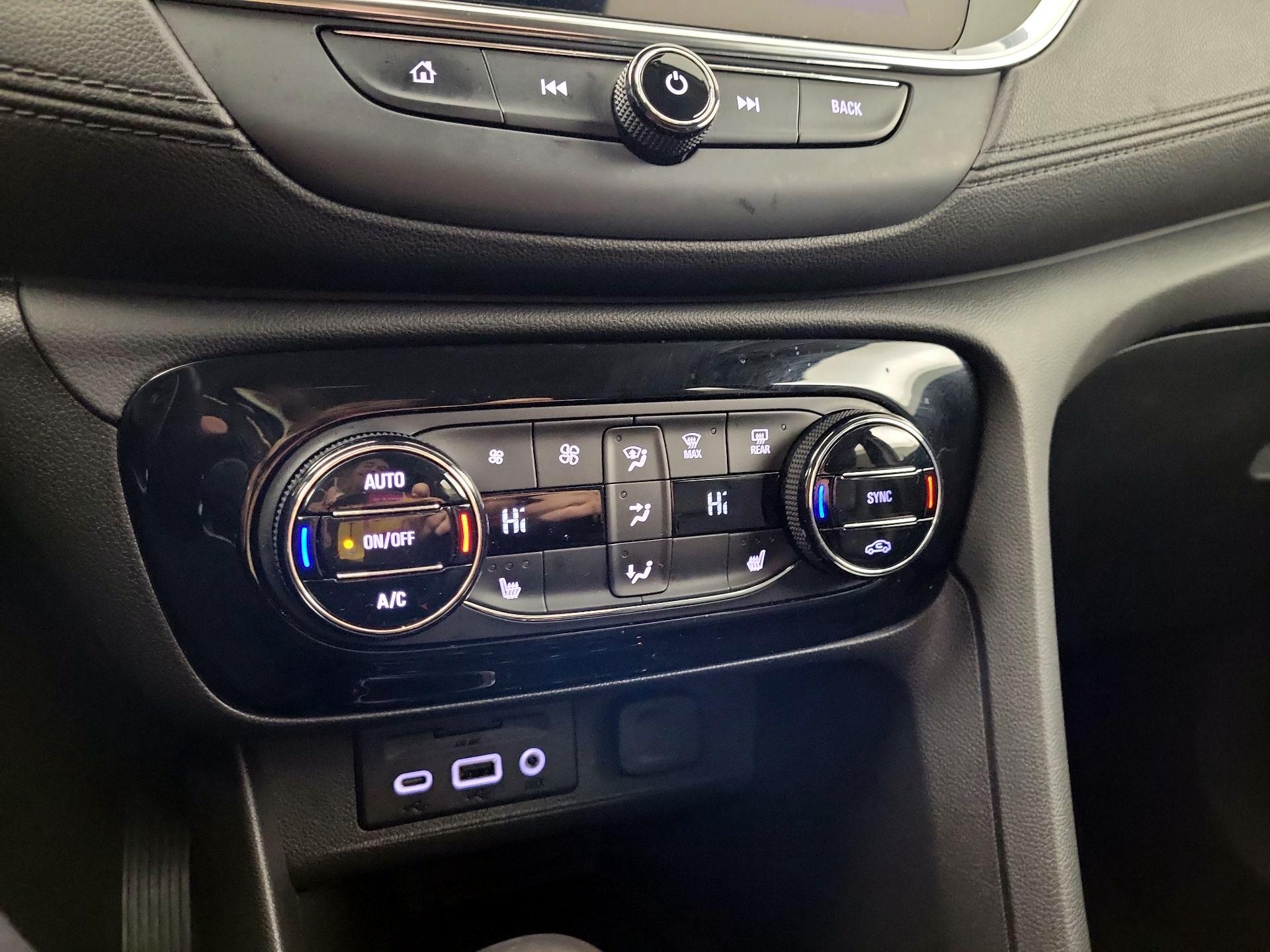 Thumbnail: 2022 Buick Encore GX - 15