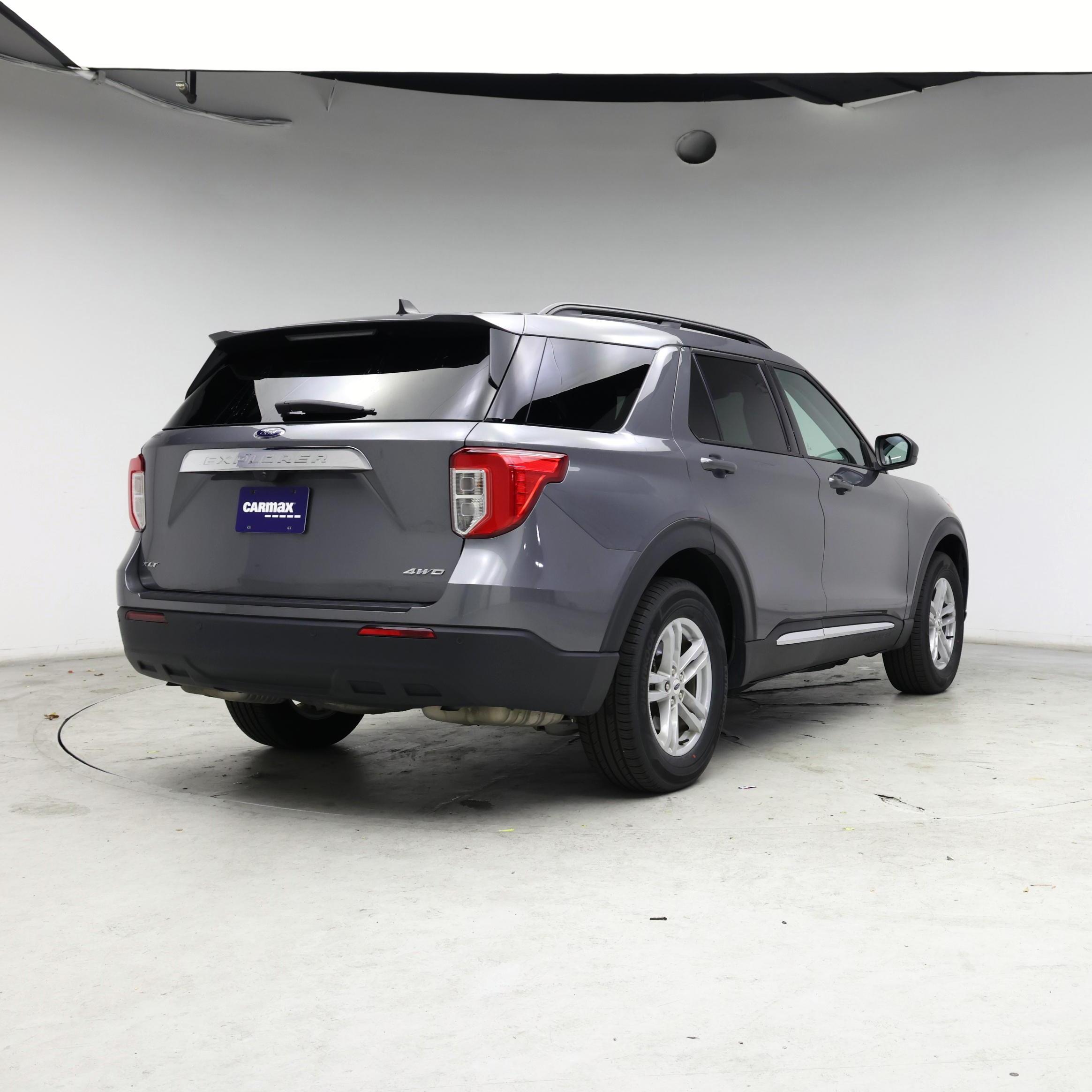 Thumbnail: 2023 Ford Explorer - 8