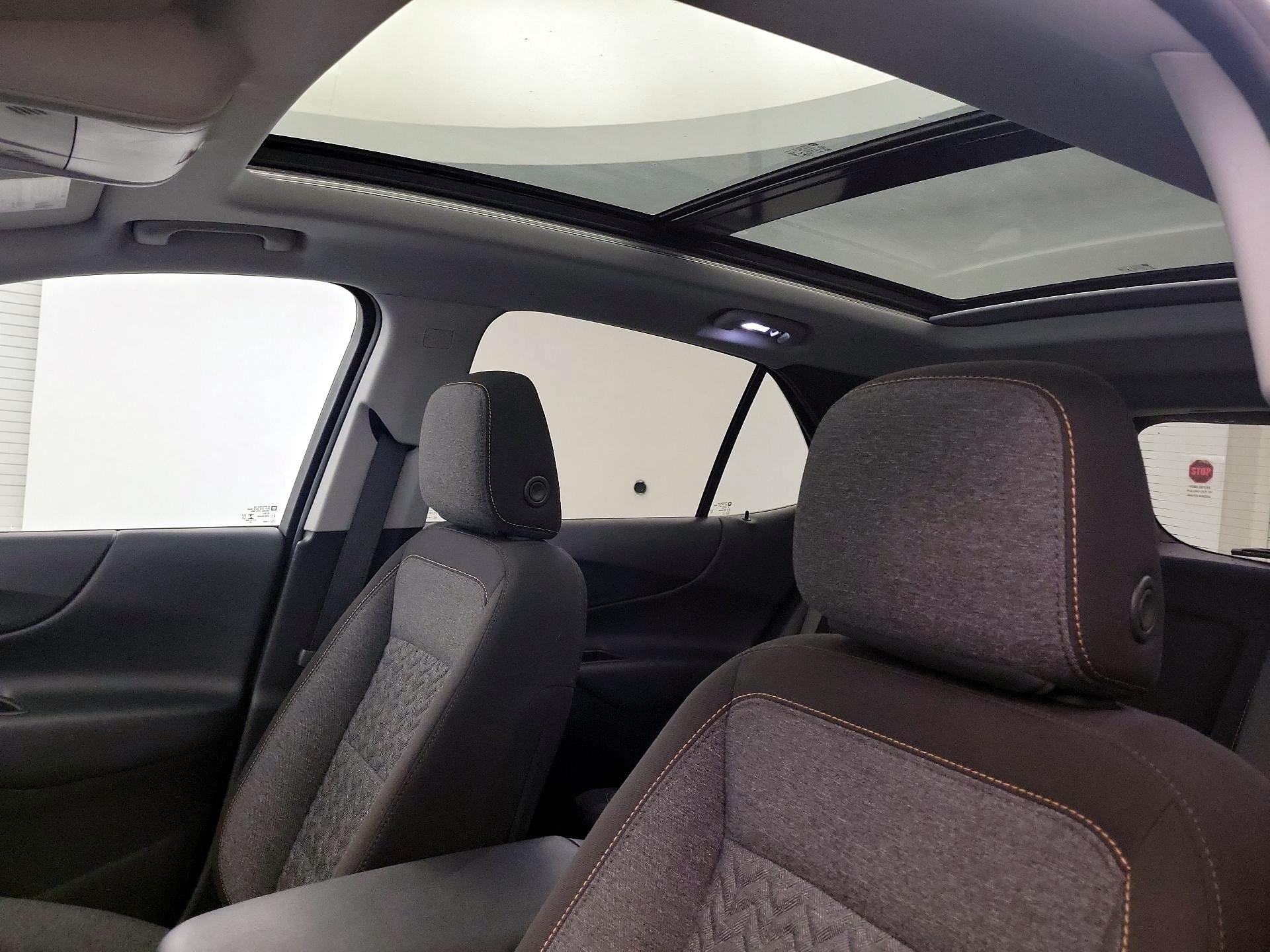 Thumbnail: 2022 Chevrolet Equinox - 17