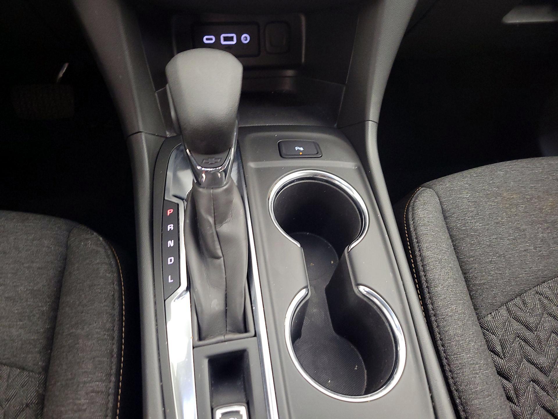 Thumbnail: 2022 Chevrolet Equinox - 17