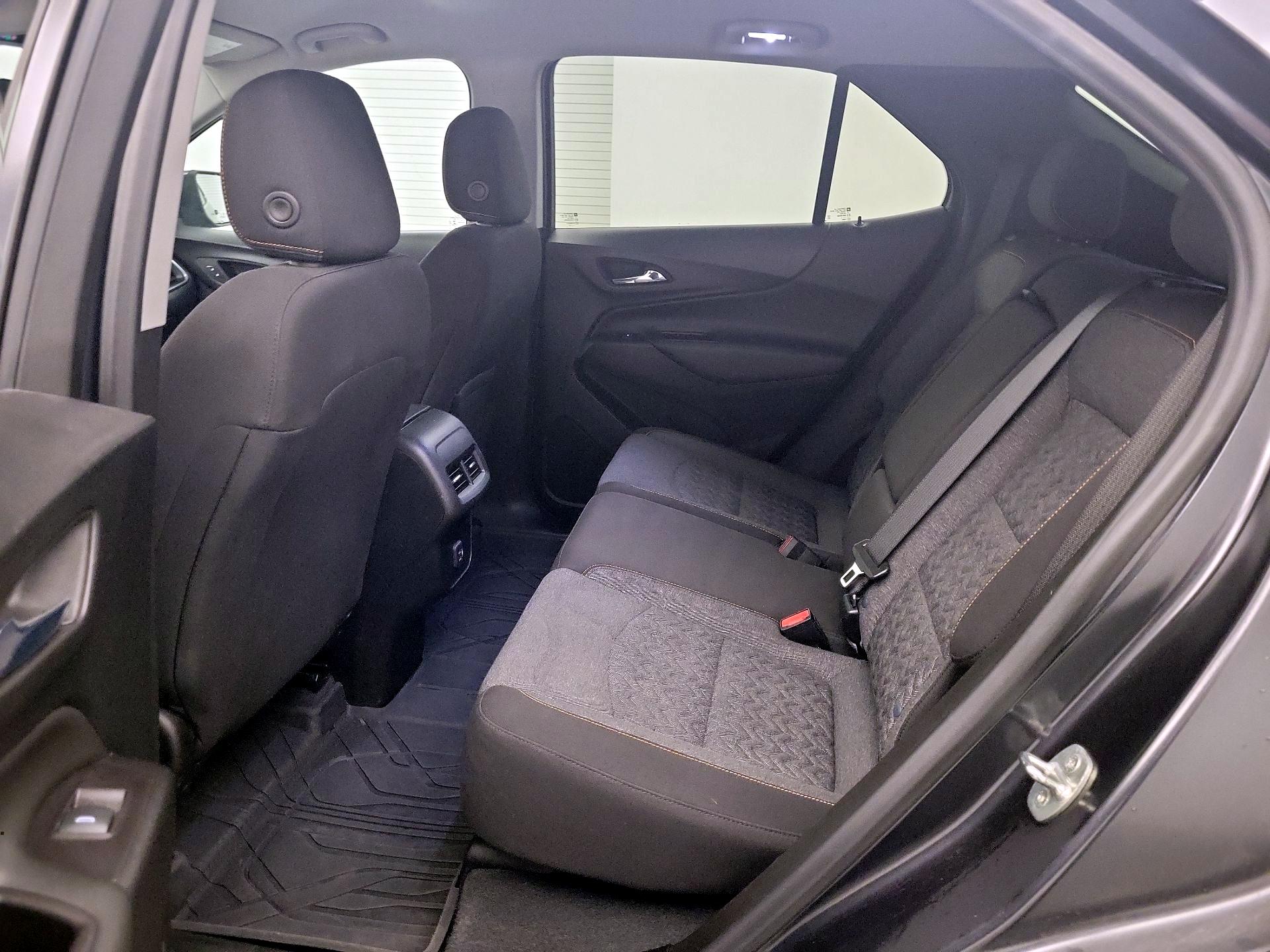 Thumbnail: 2022 Chevrolet Equinox - 17